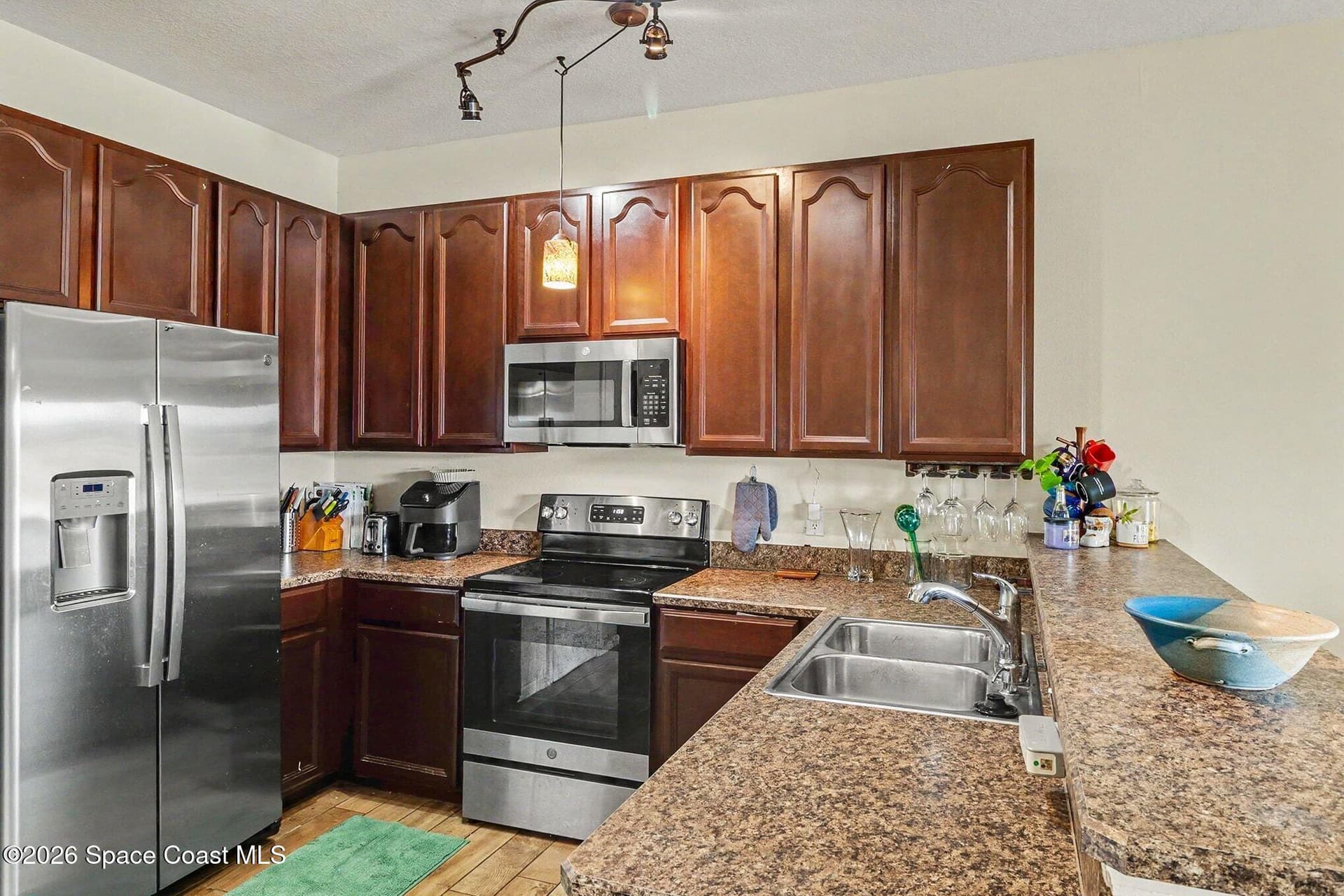 2770 Revolution Street 103 photo 9