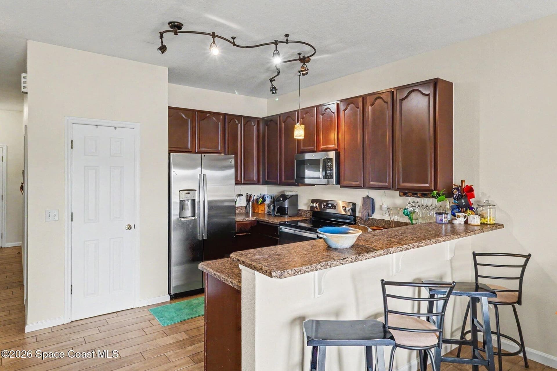 2770 Revolution Street 103 photo 11