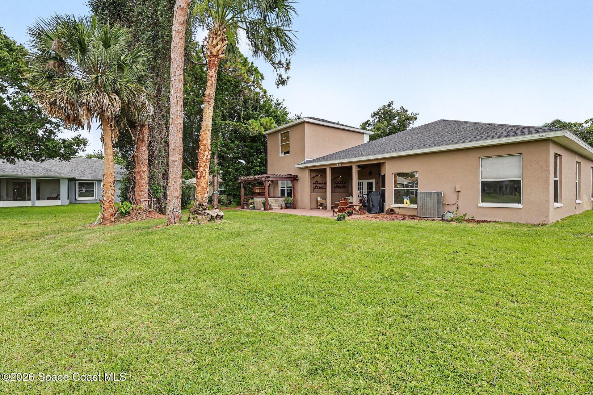 663 Sheridan Woods Drive photo 20