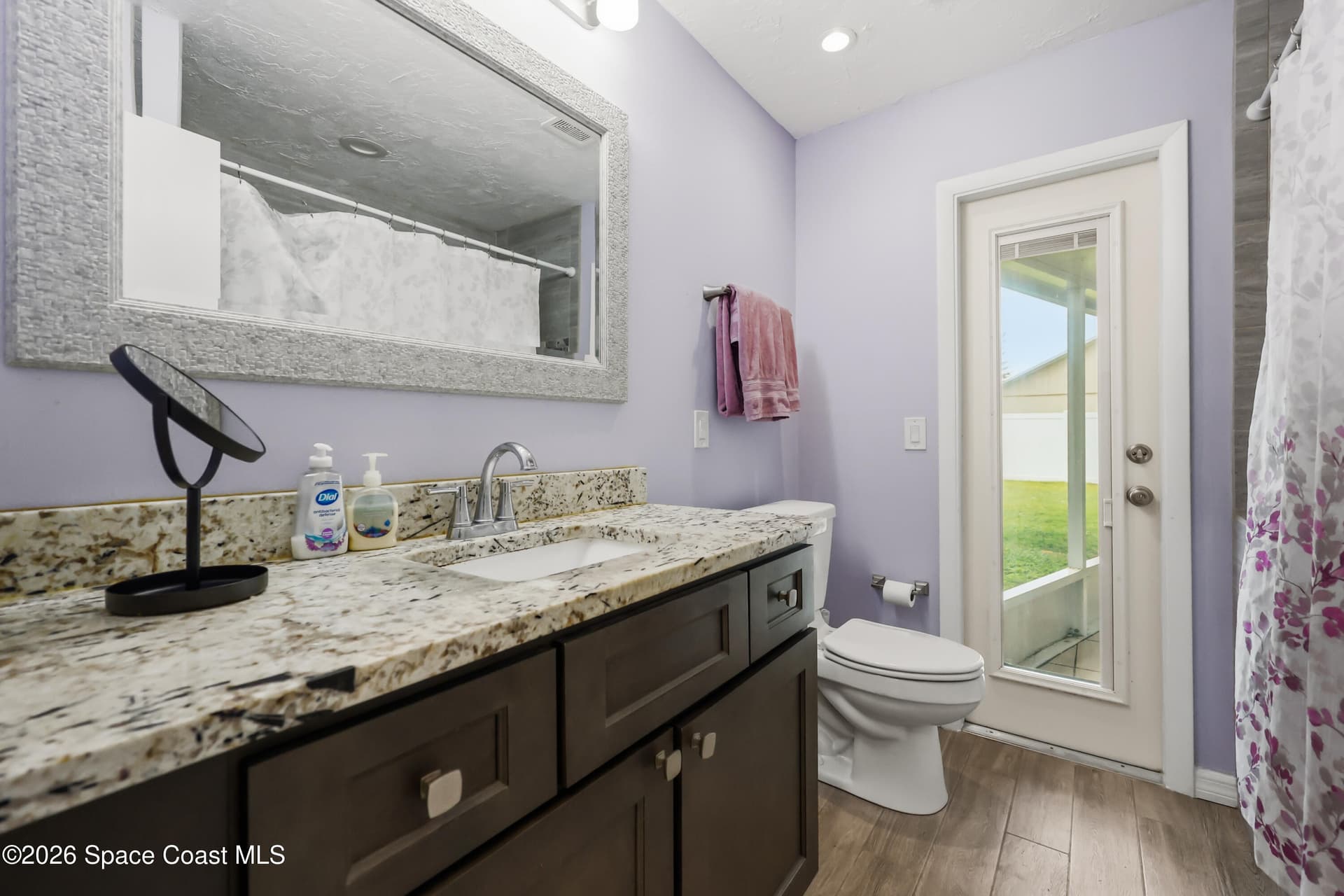 2427 Nobility Avenue photo 22