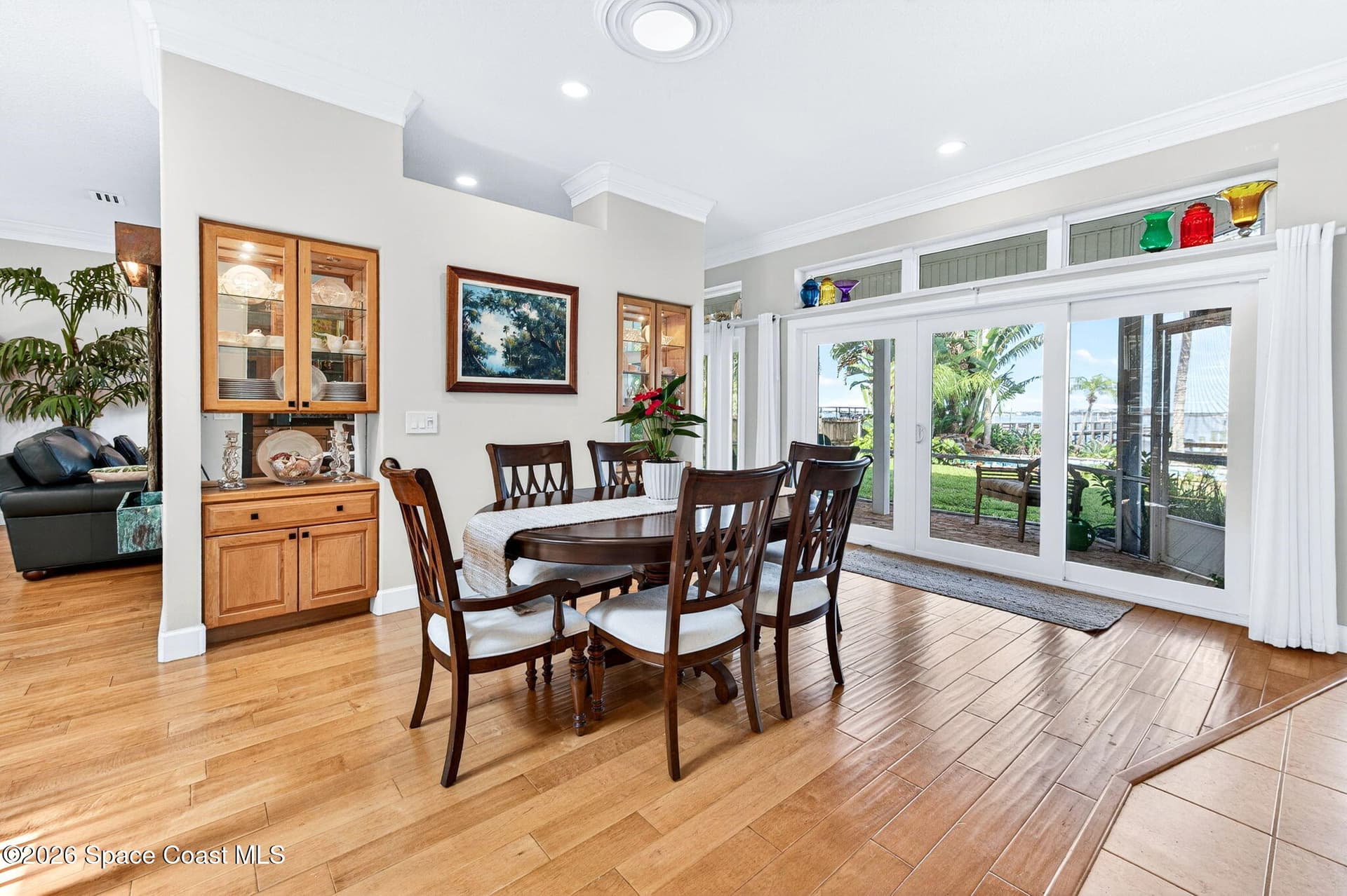 5930 Riverside Drive photo 18