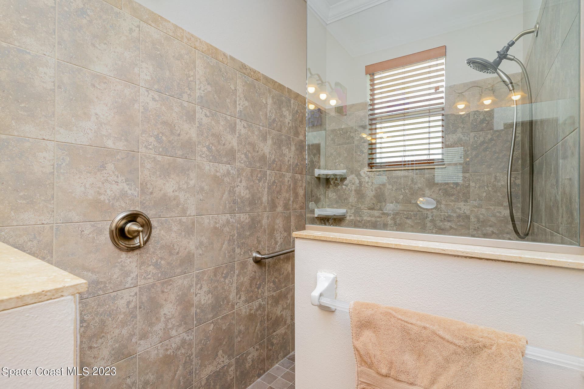 543 Heming Way photo 20