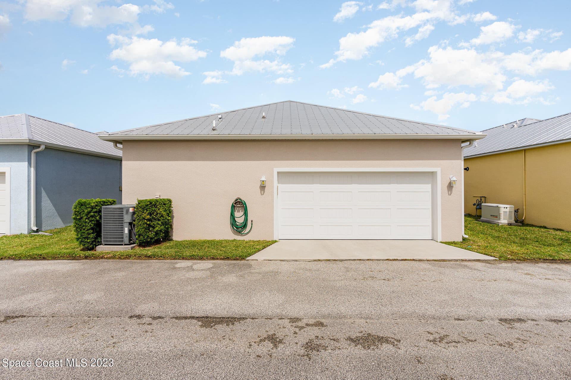 543 Heming Way photo 25