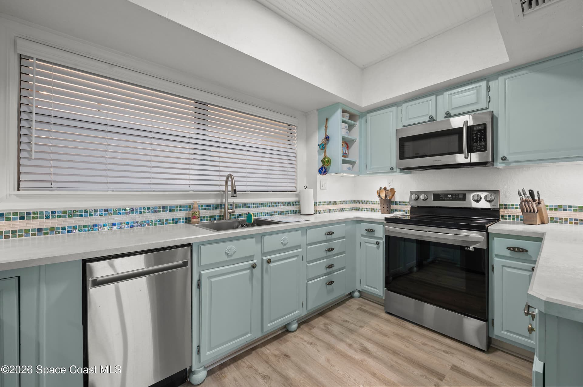 750 N Atlantic Avenue 602 photo 16