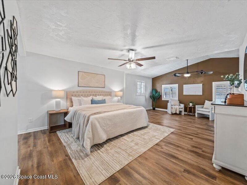 1580 Bream Street photo 13