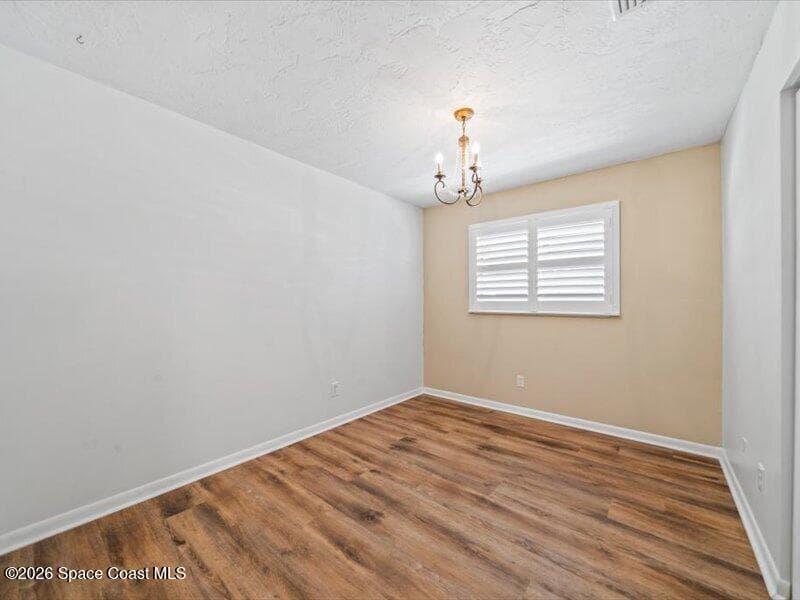1580 Bream Street photo 19
