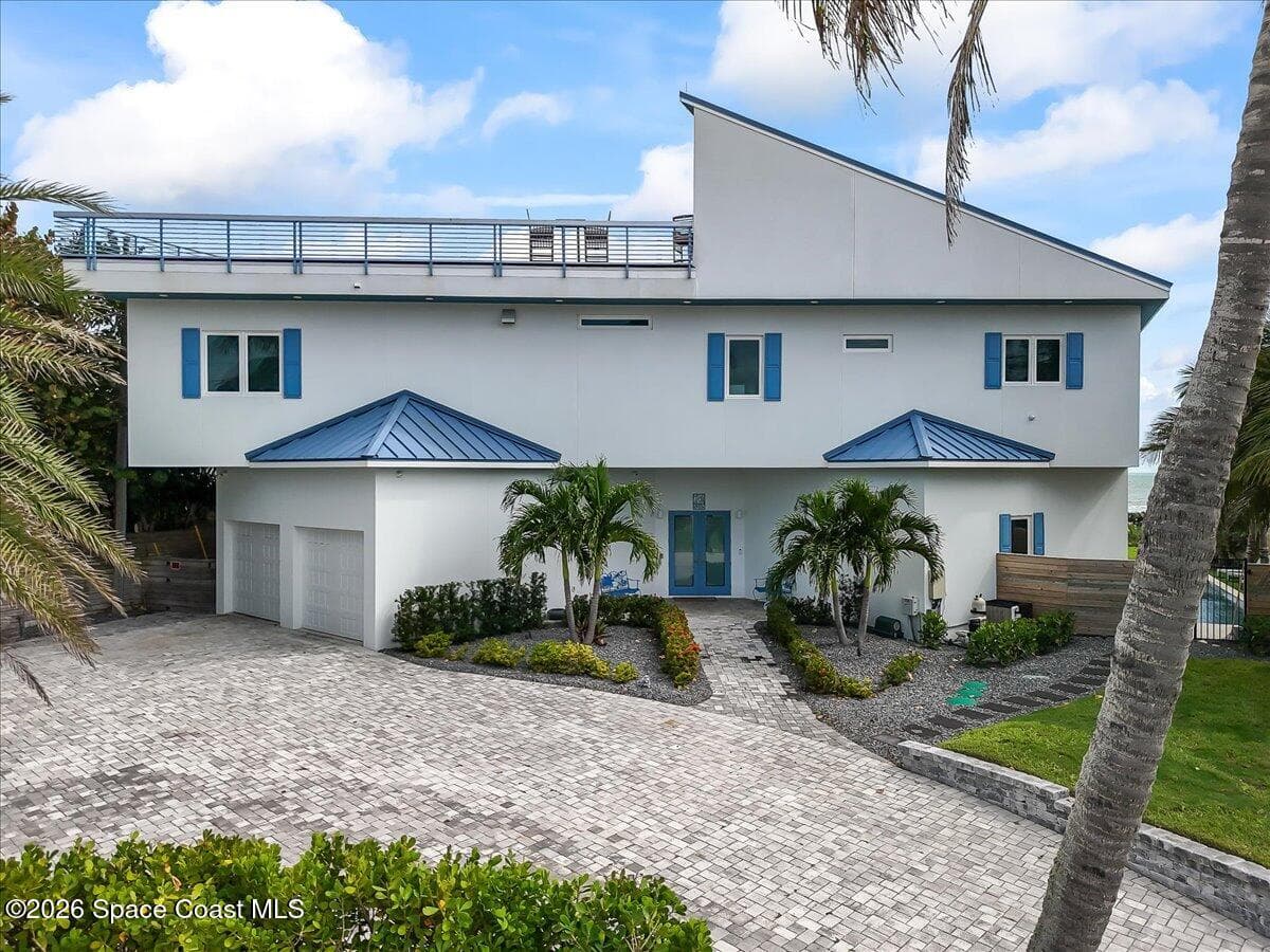 5285 Highway A1a photo 2