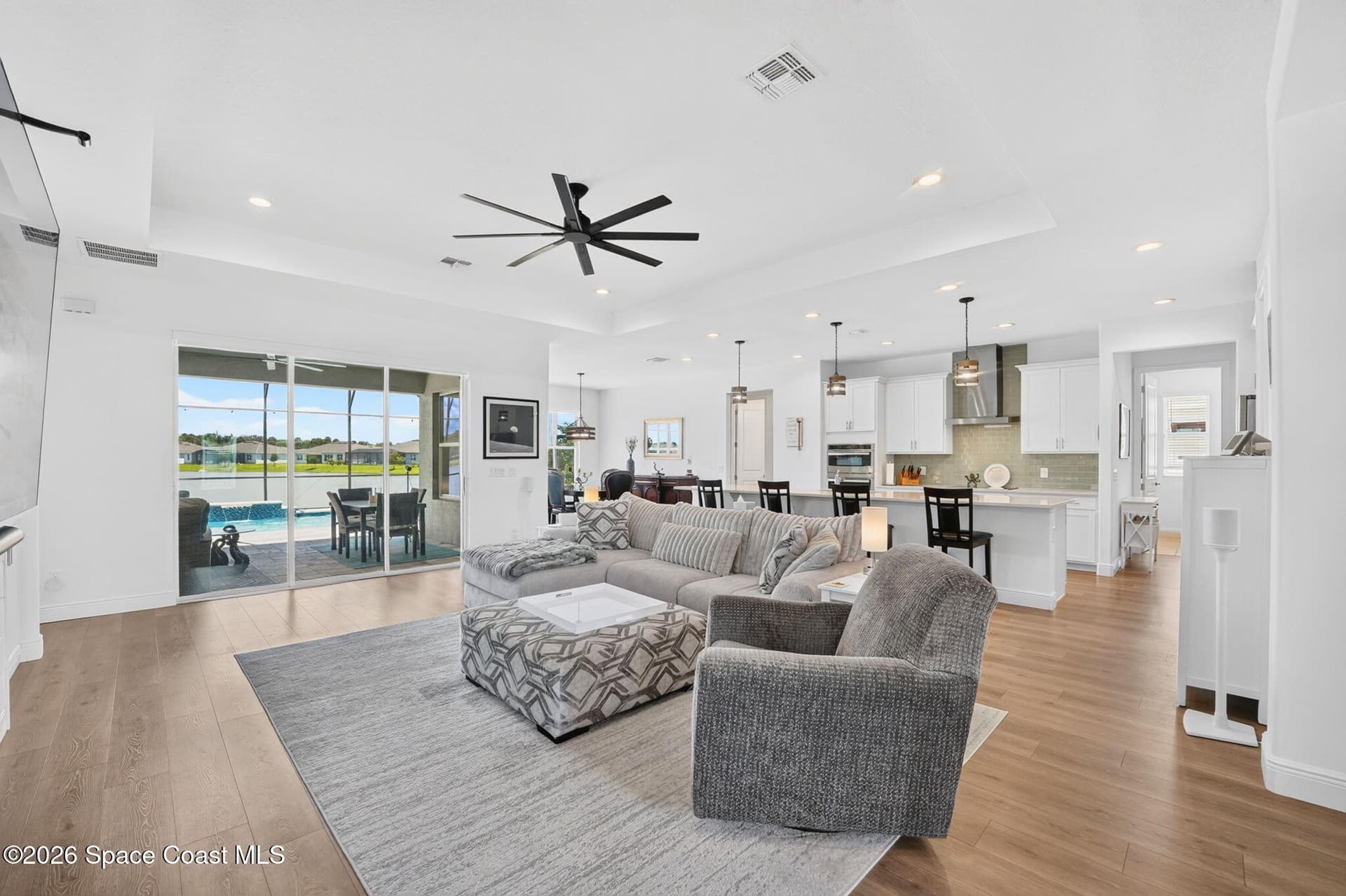 345 Loymer Circle photo 16