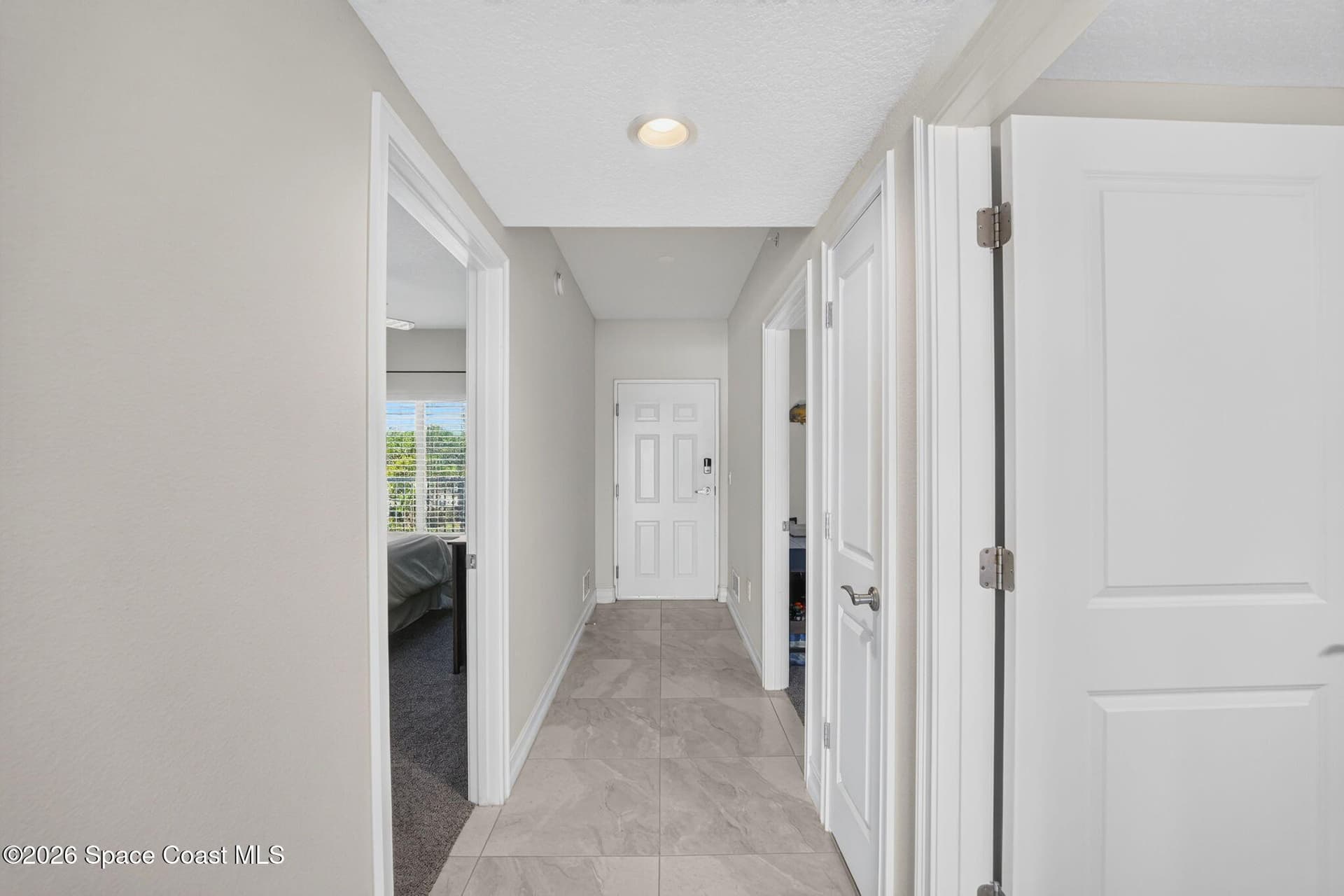 1825 Riverside Drive 502 photo 6