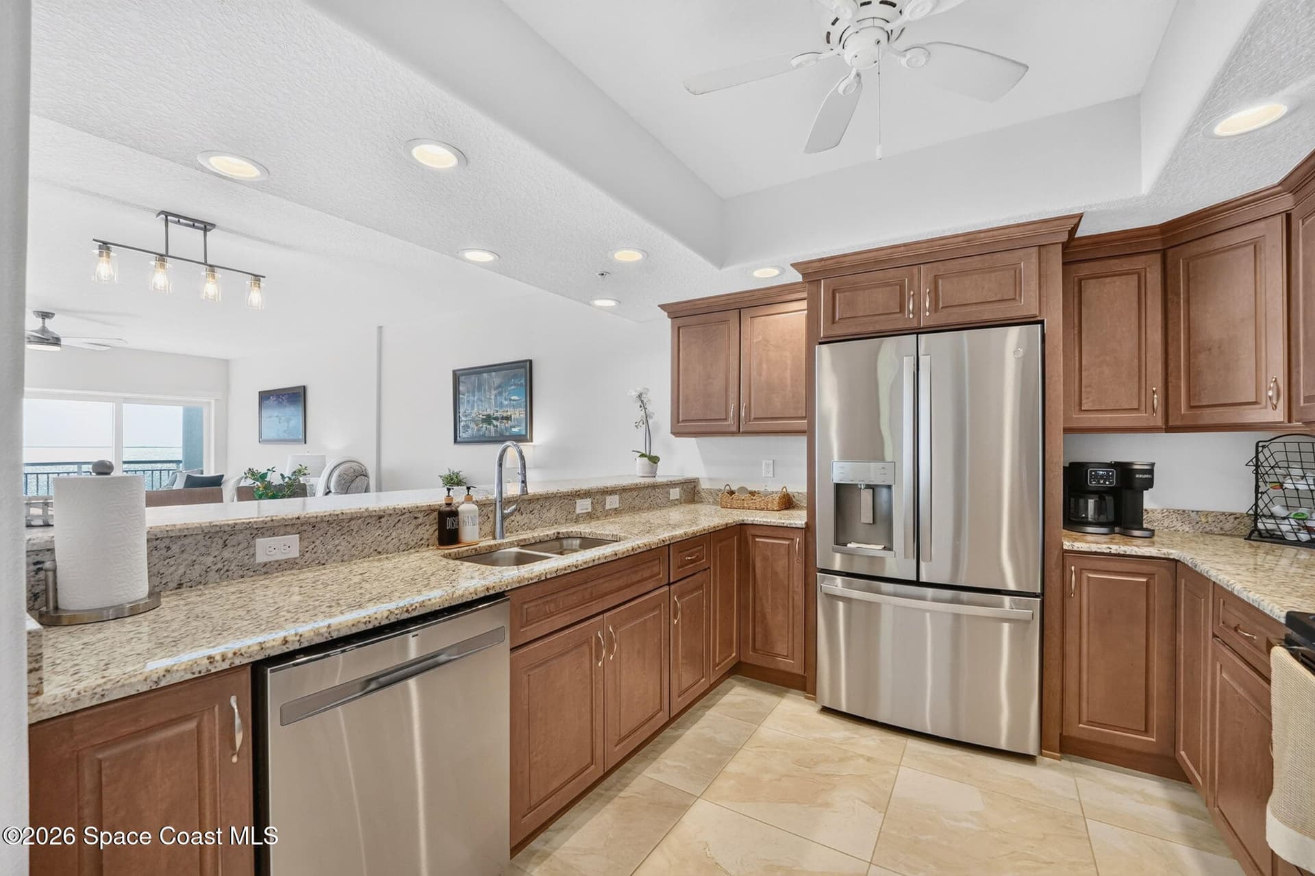 1825 Riverside Drive 502 photo 9