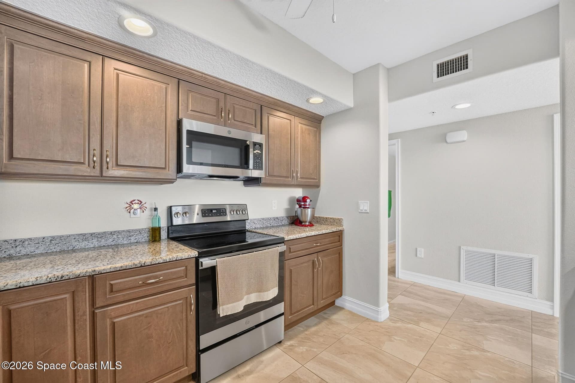 1825 Riverside Drive 502 photo 10
