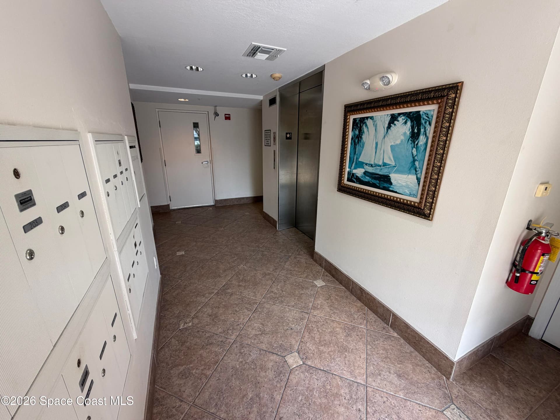 550 Jackson Avenue 303 photo 24