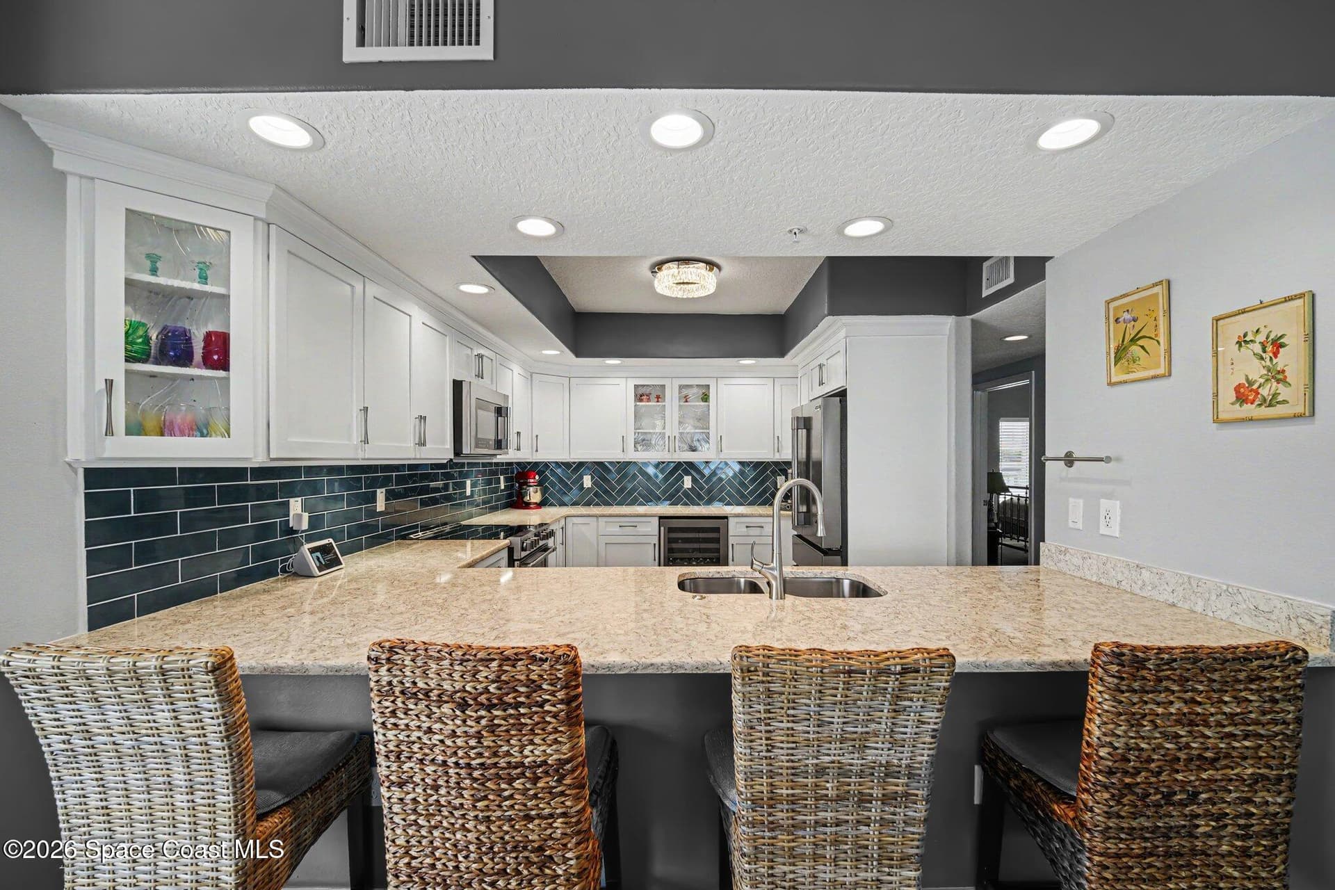 1805 Riverside Drive 410 photo 9