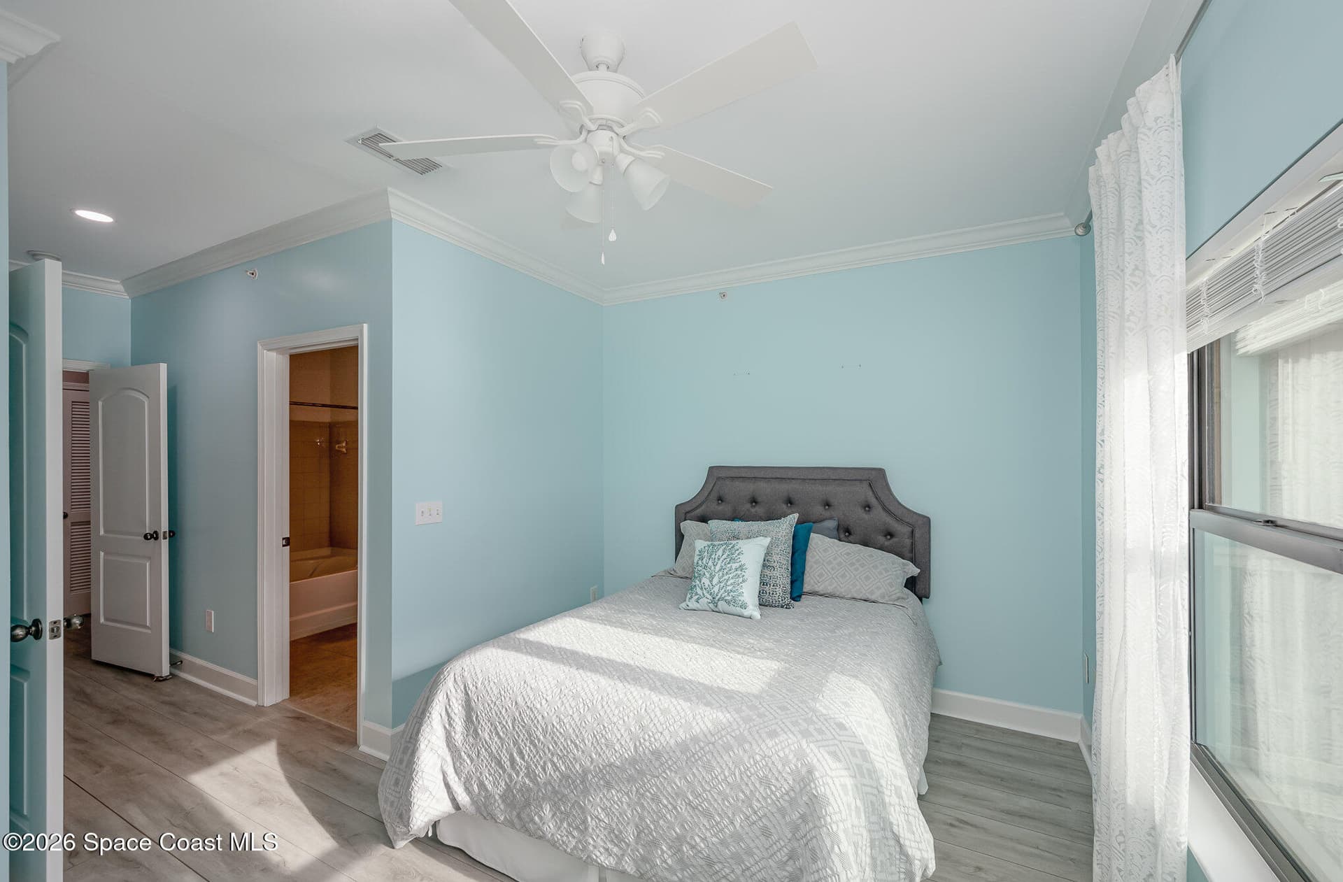 6421 Borasco Drive 3204 photo 21