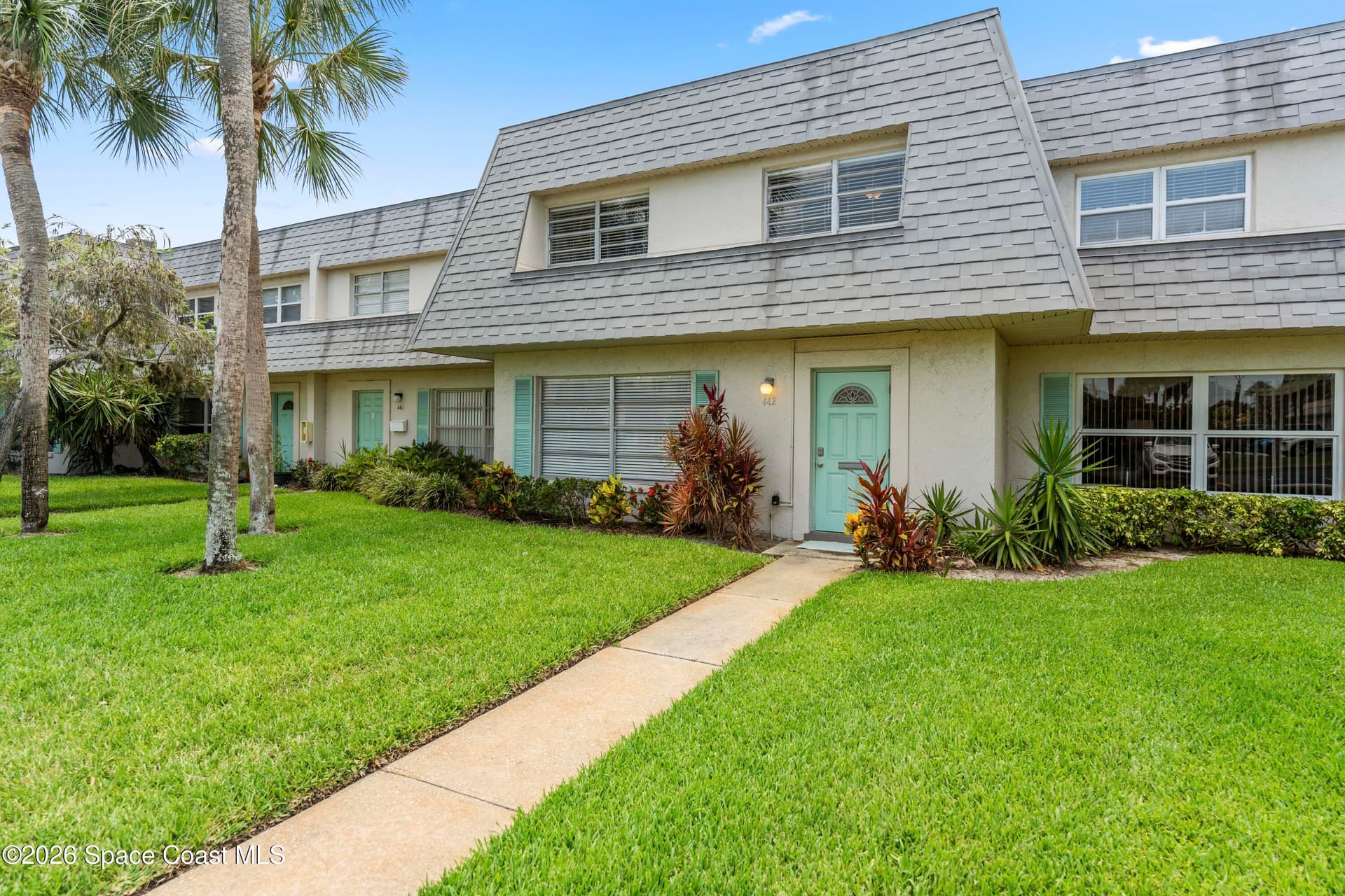 442 Dove Lane 5-9 photo 1