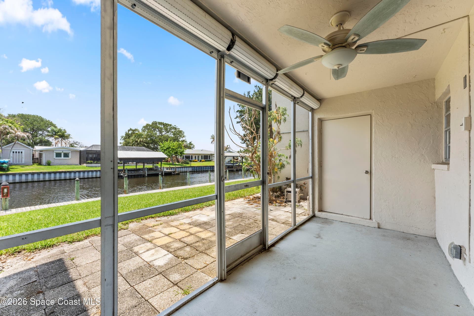 442 Dove Lane 5-9 photo 14