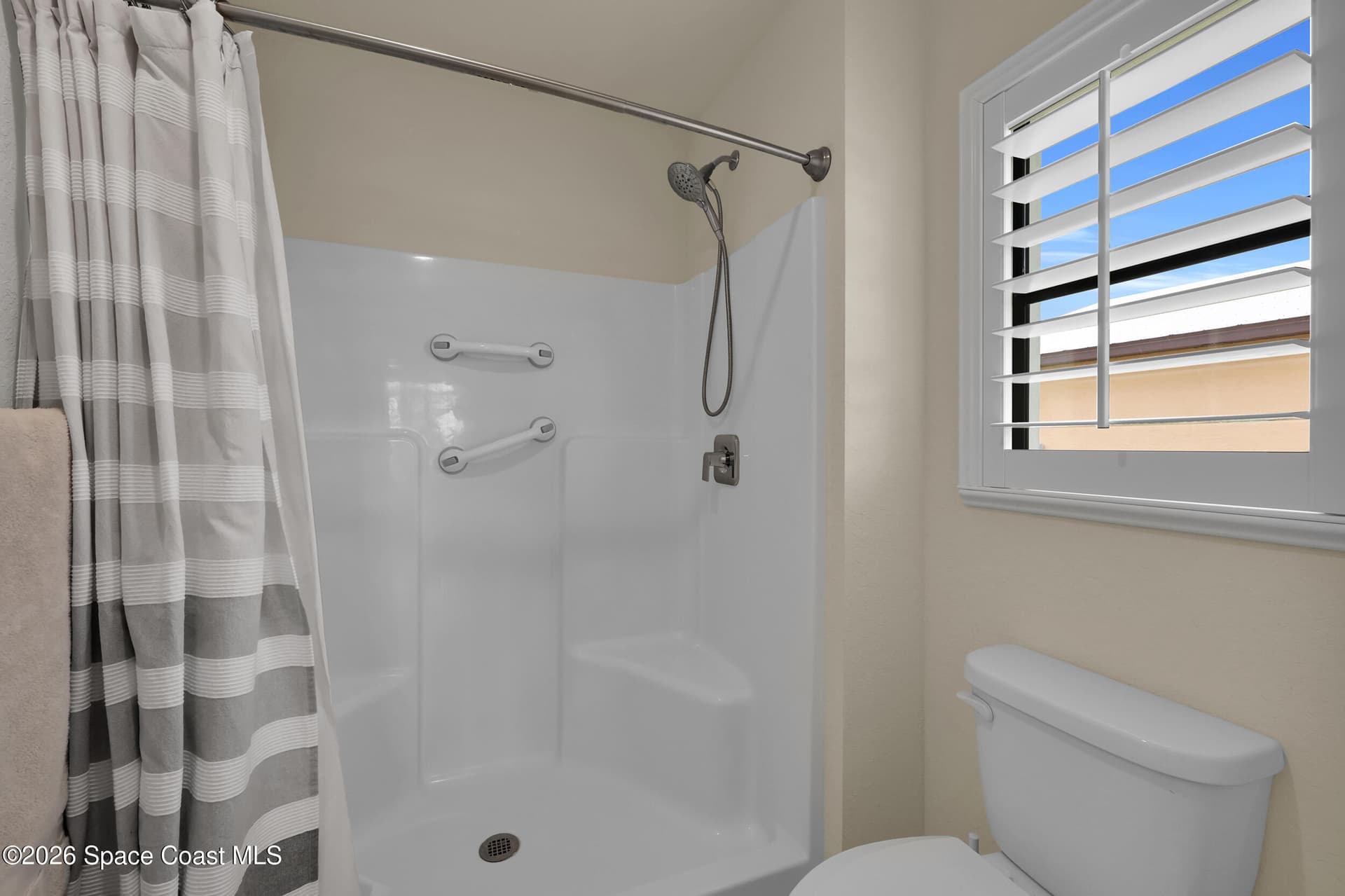 22 Alta Loma photo 19