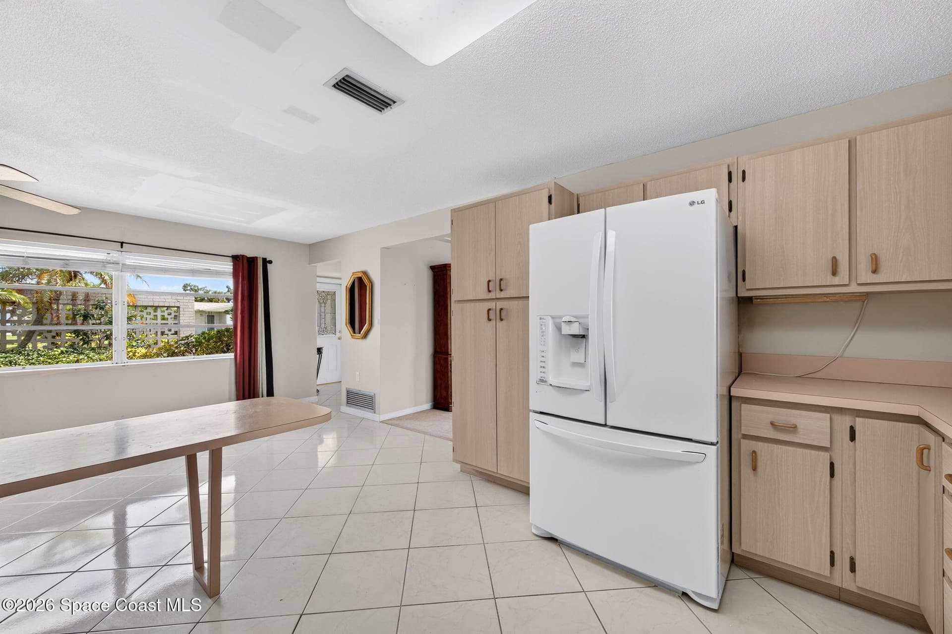 315 Ursa Avenue photo 15