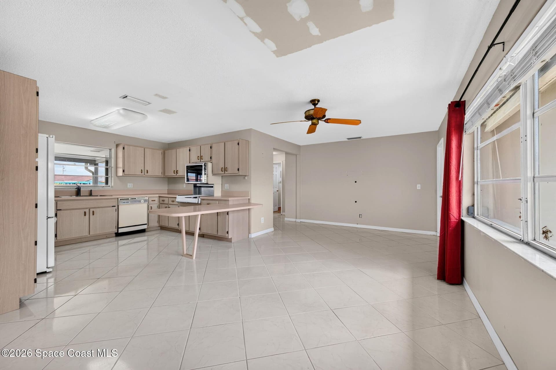 315 Ursa Avenue photo 17