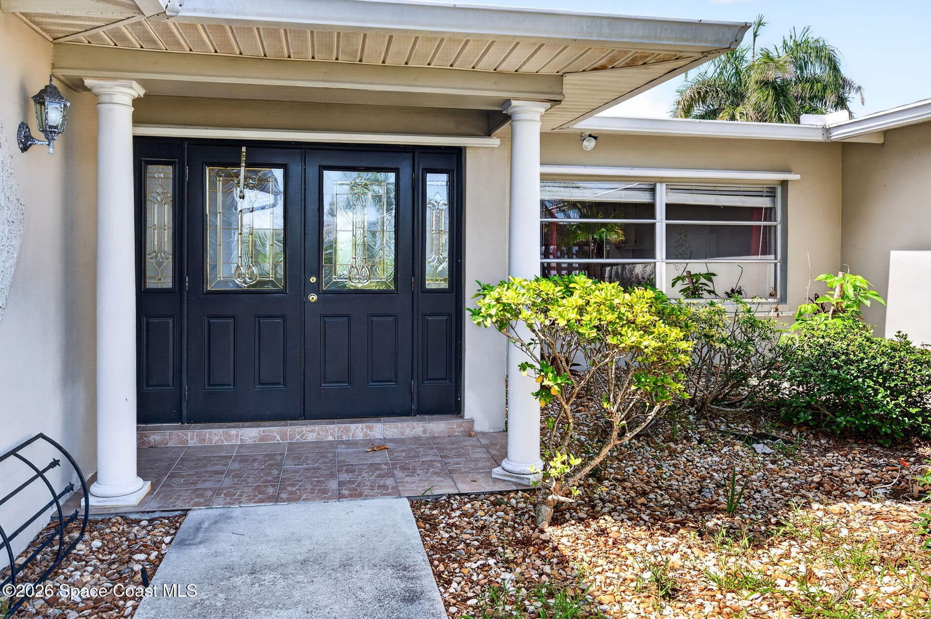 315 Ursa Avenue photo 2