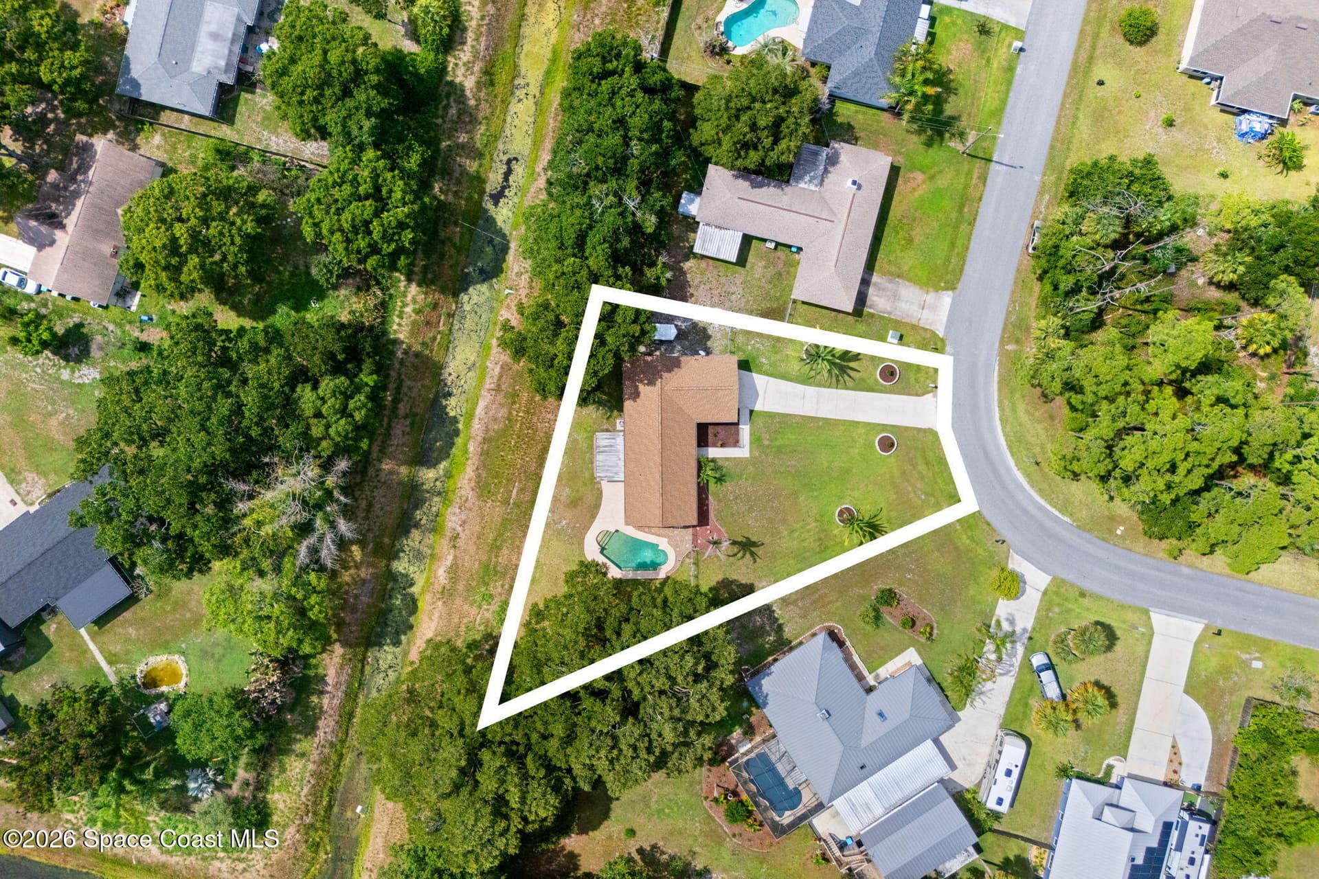 206 Ritter Avenue NE photo 2