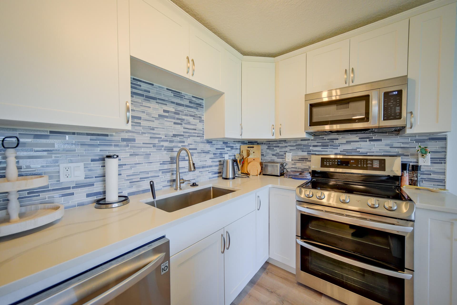 2020 N Atlantic Avenue 209 photo 5