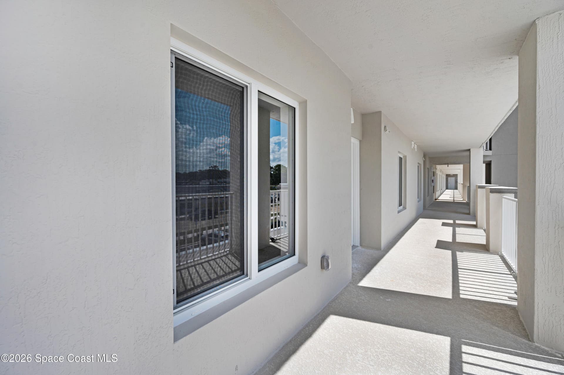 1805 Riverside Drive N 304 photo 13