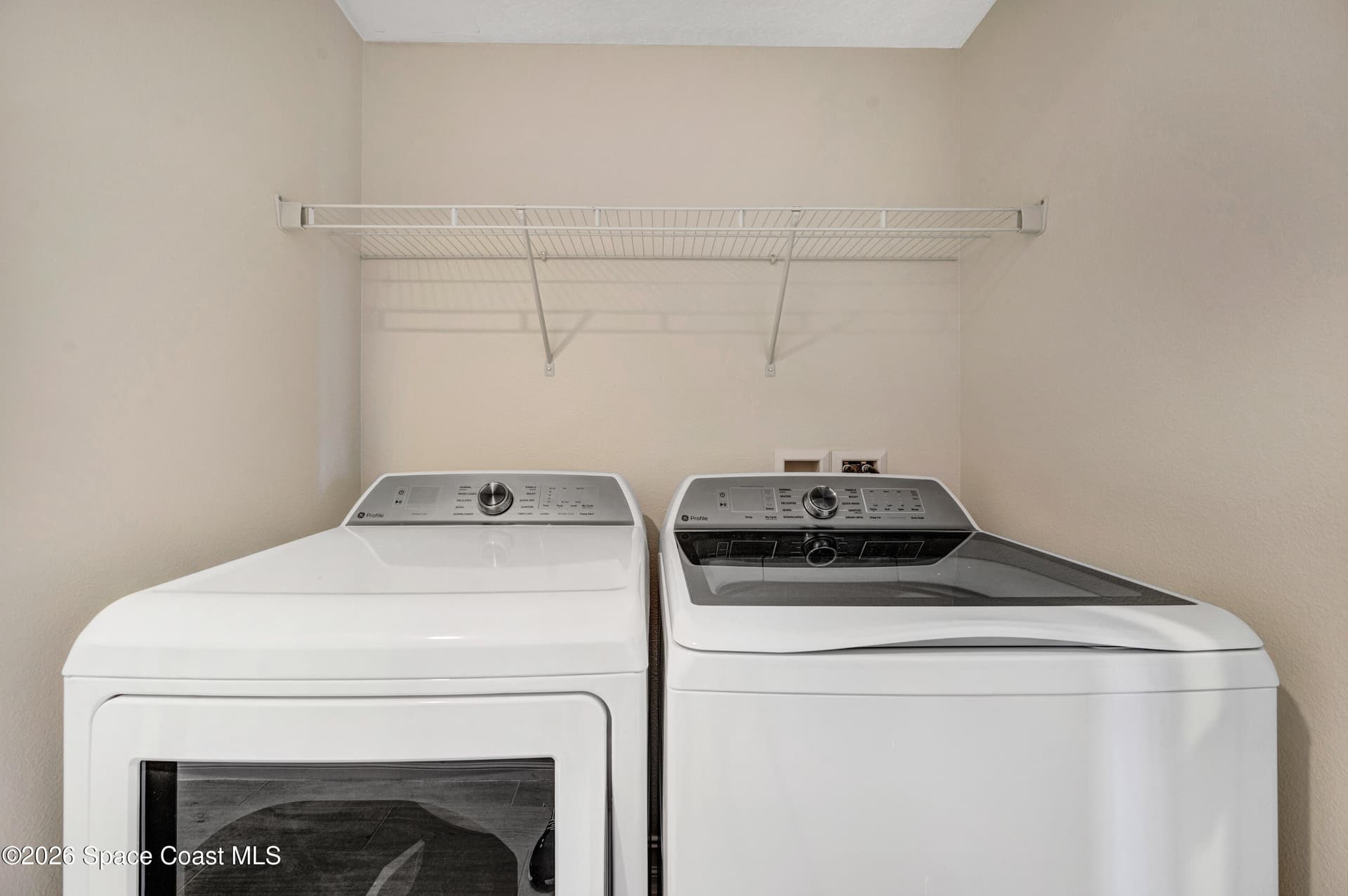 1805 Riverside Drive N 304 photo 22