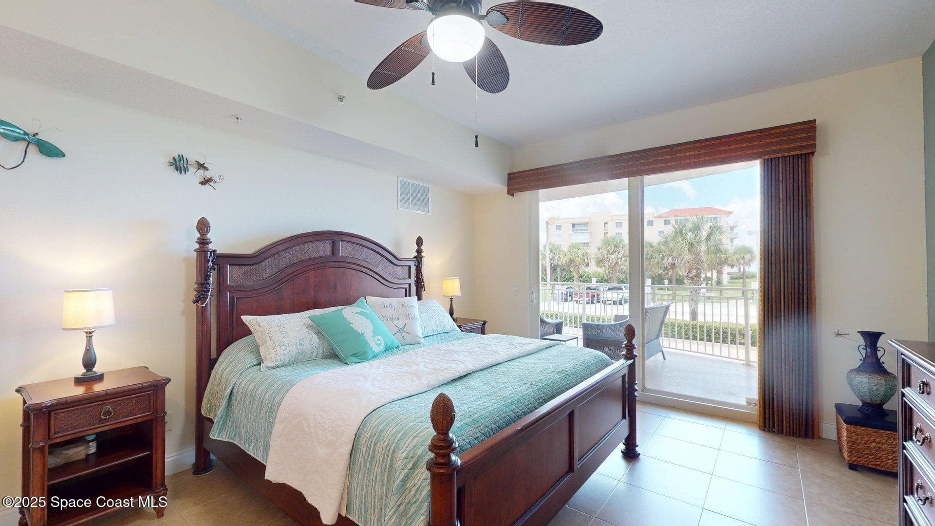 601 N Miramar Avenue 110 photo 23