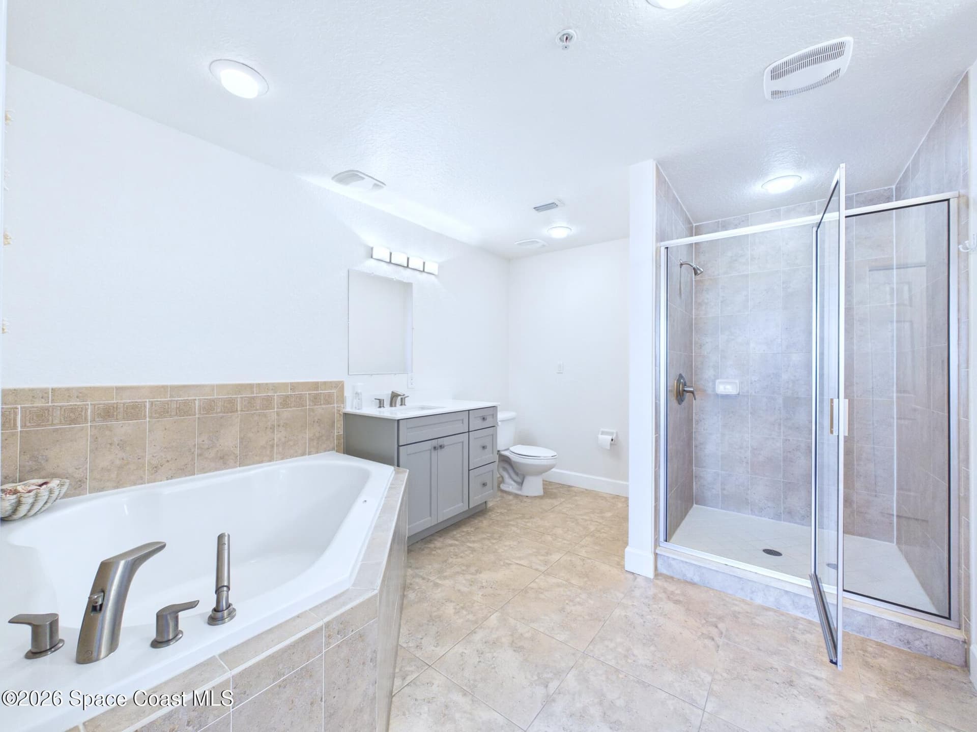806 Mystic Drive D504 photo 21