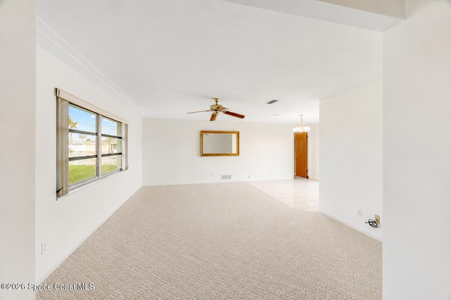 1580 Mercury Street photo 11