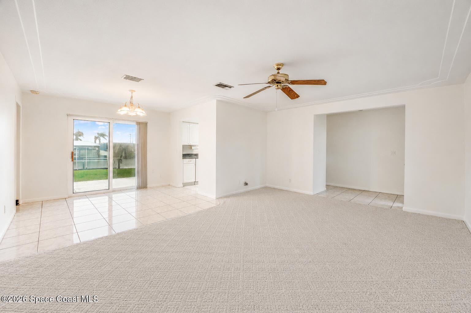 1580 Mercury Street photo 12