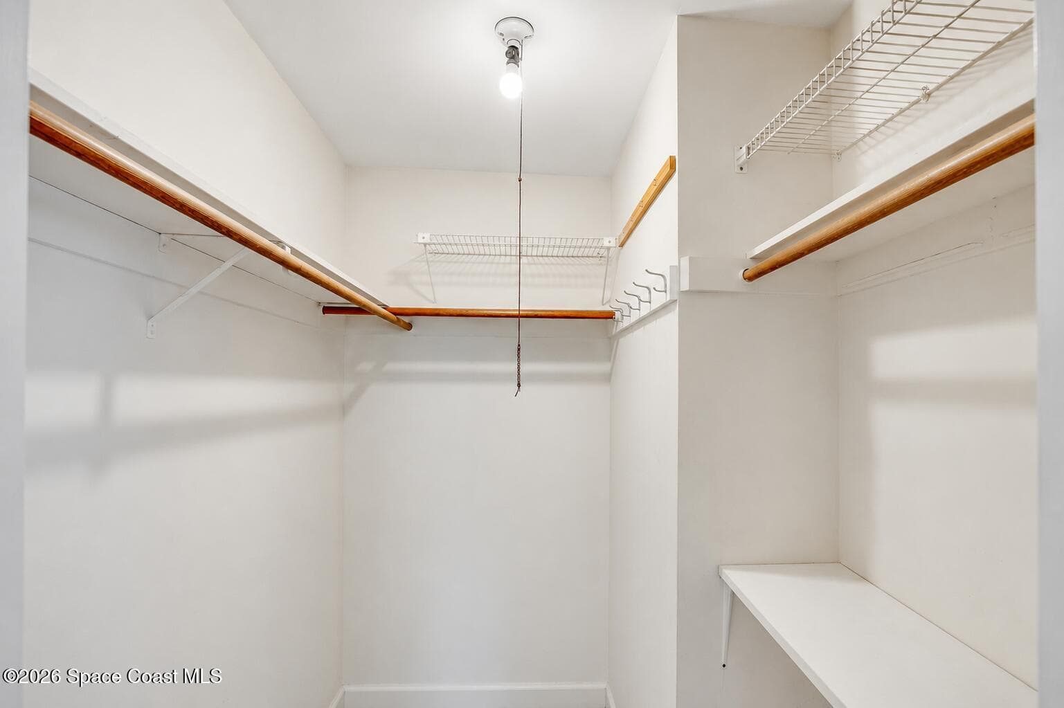 1580 Mercury Street photo 20