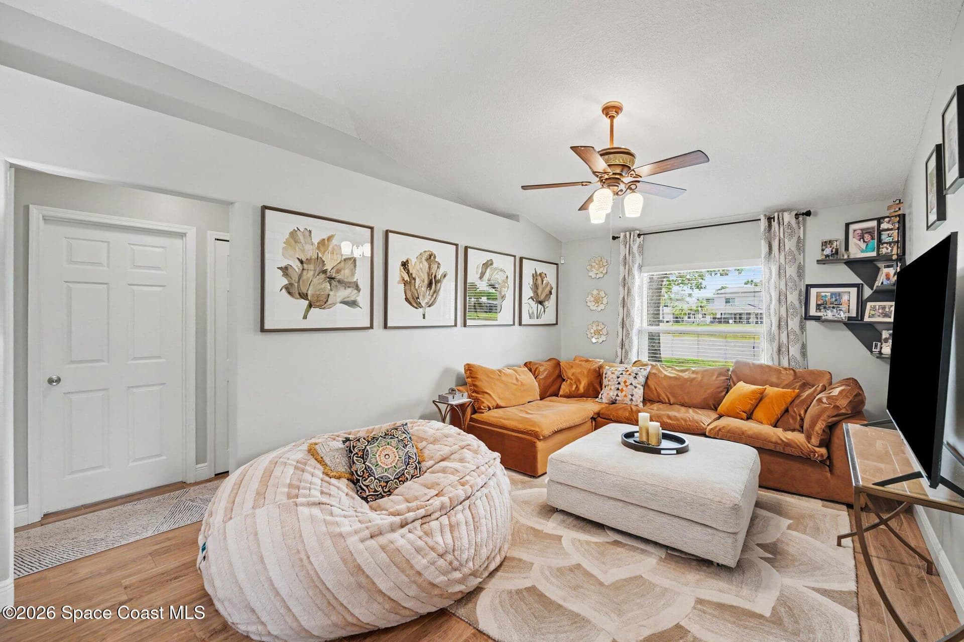 681 Sheridan Woods Drive photo 10
