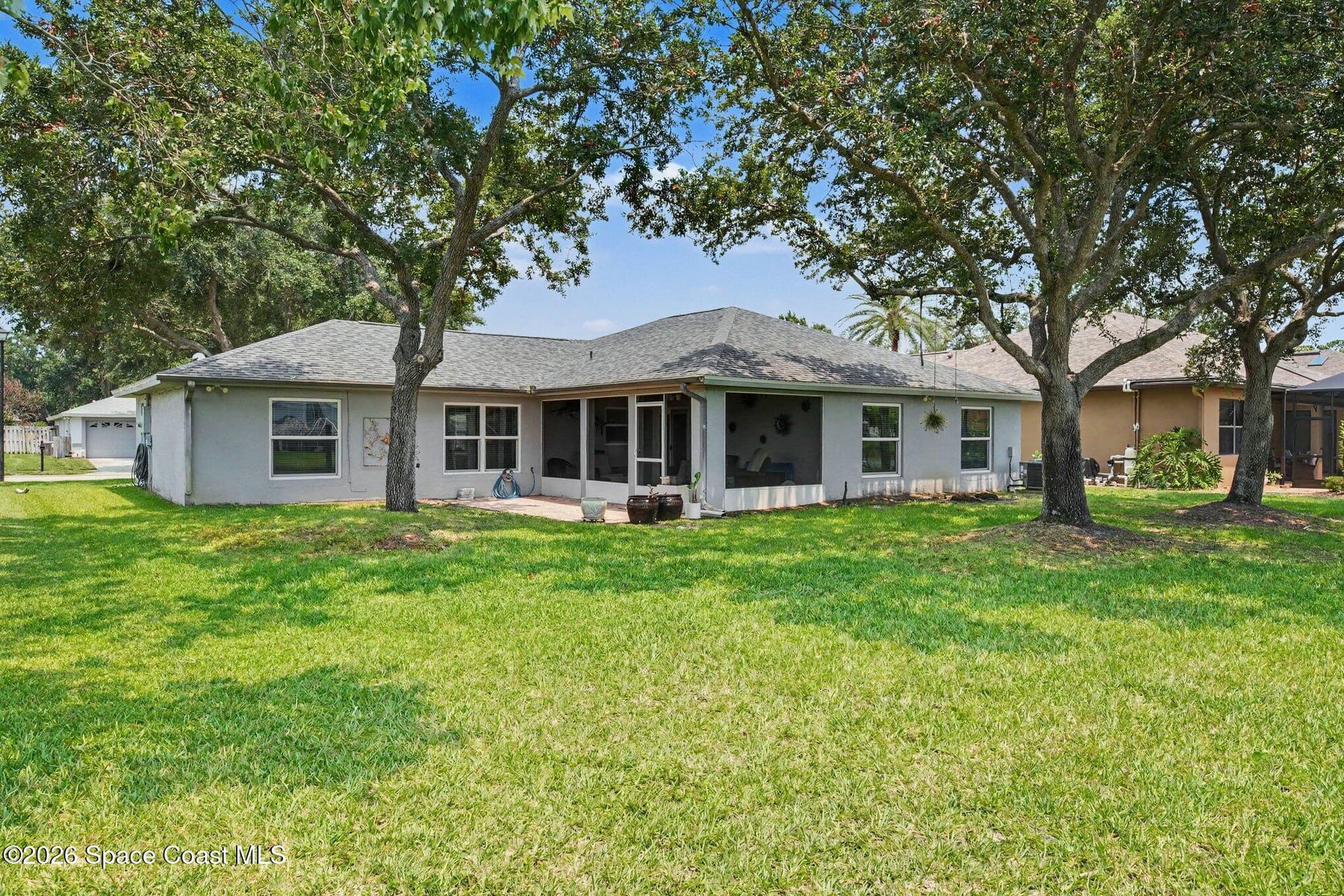 681 Sheridan Woods Drive photo 23