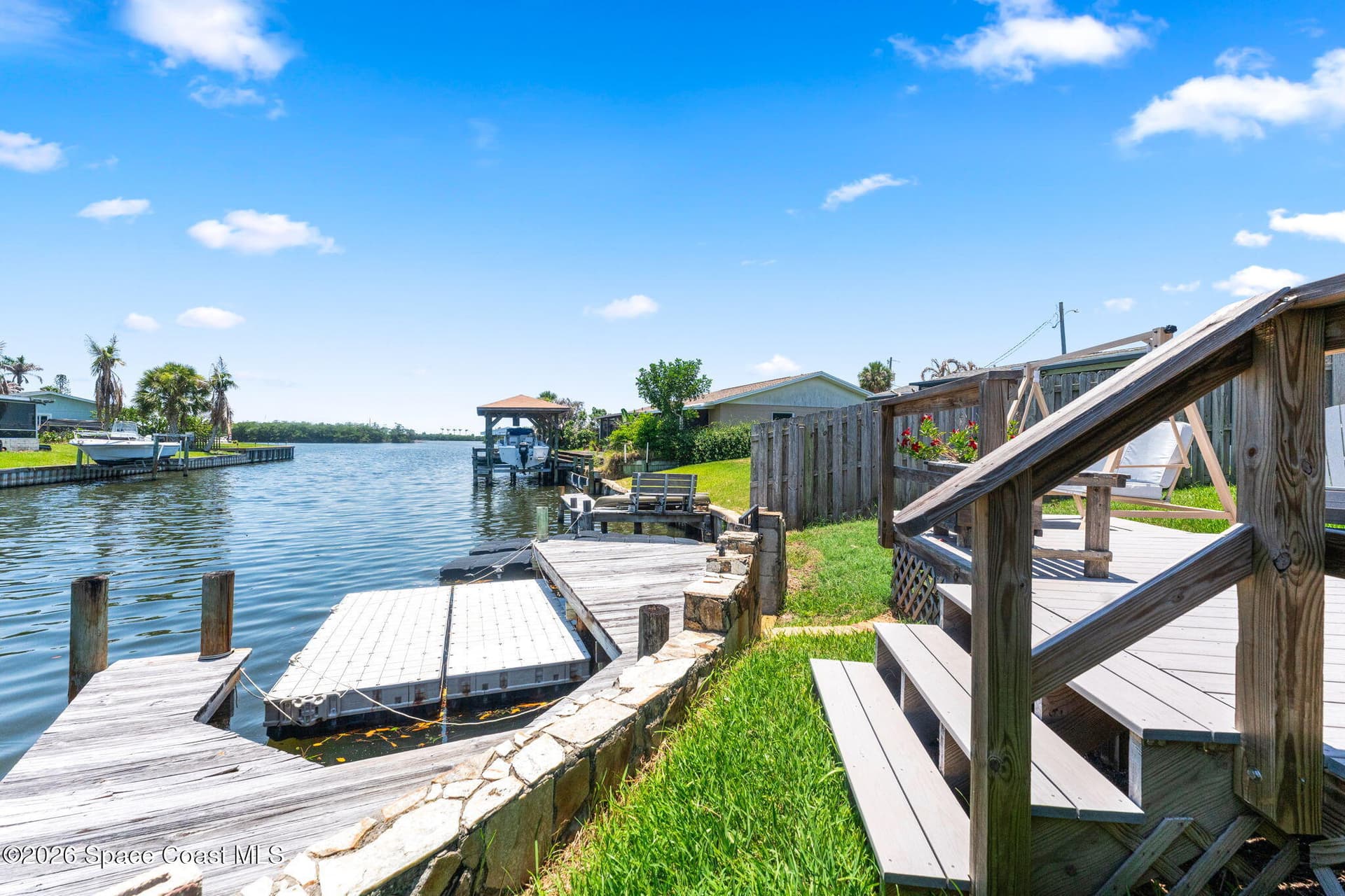 1275 Island Drive photo 3