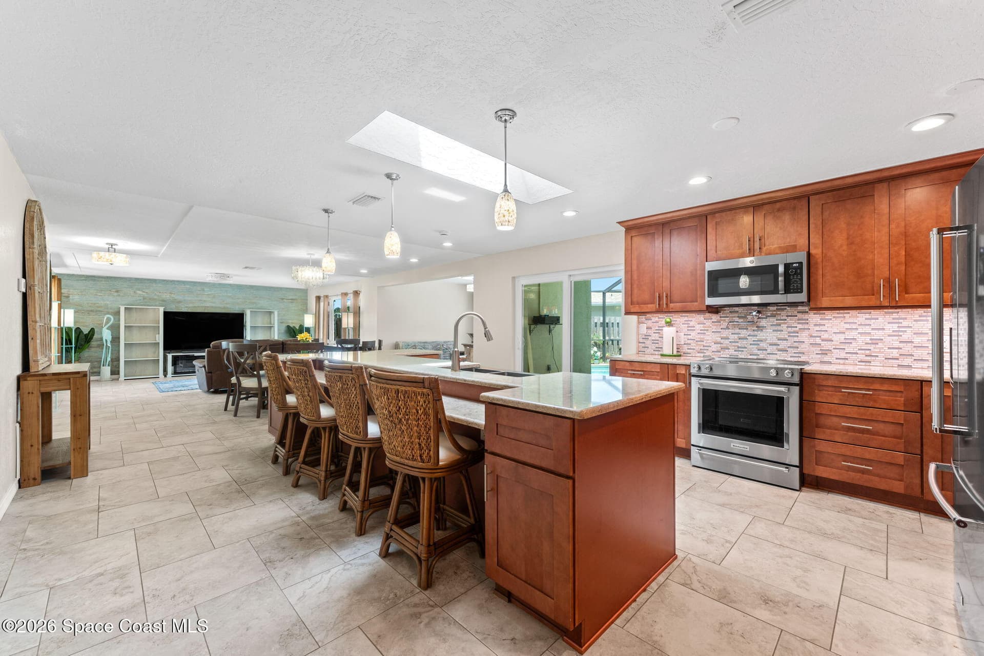 1275 Island Drive photo 18