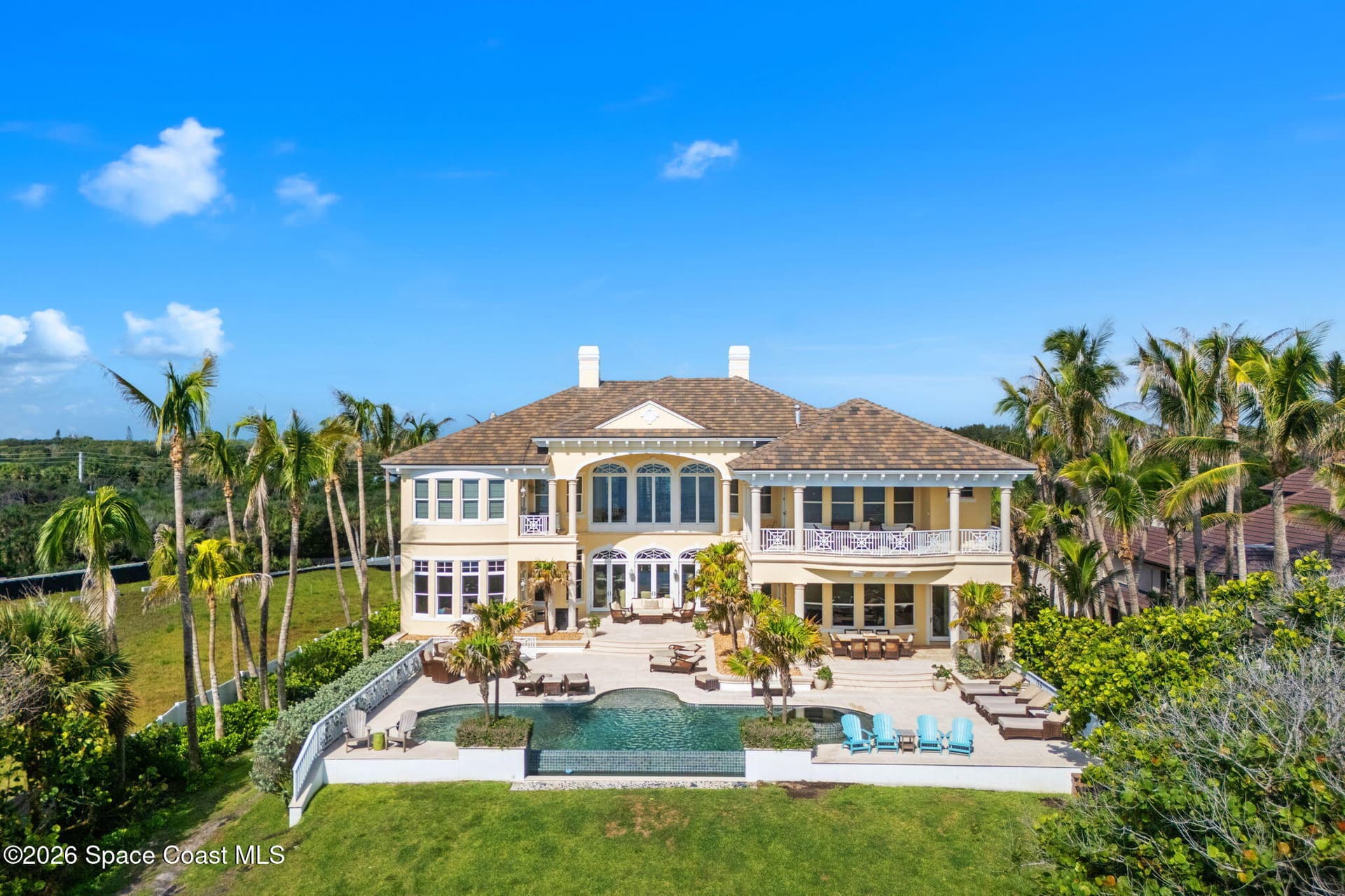 211 Beachside Drive photo 4