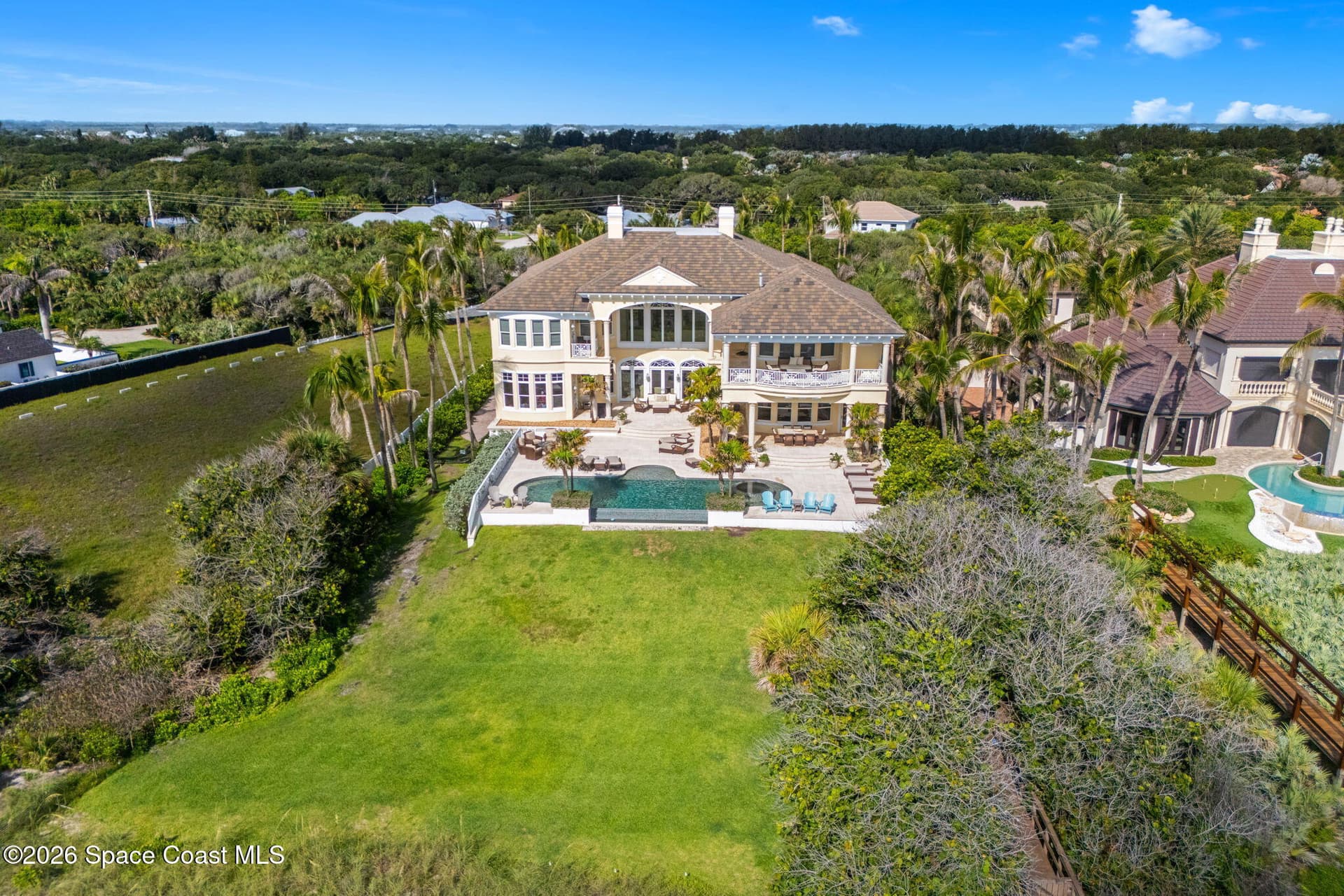 211 Beachside Drive photo 7