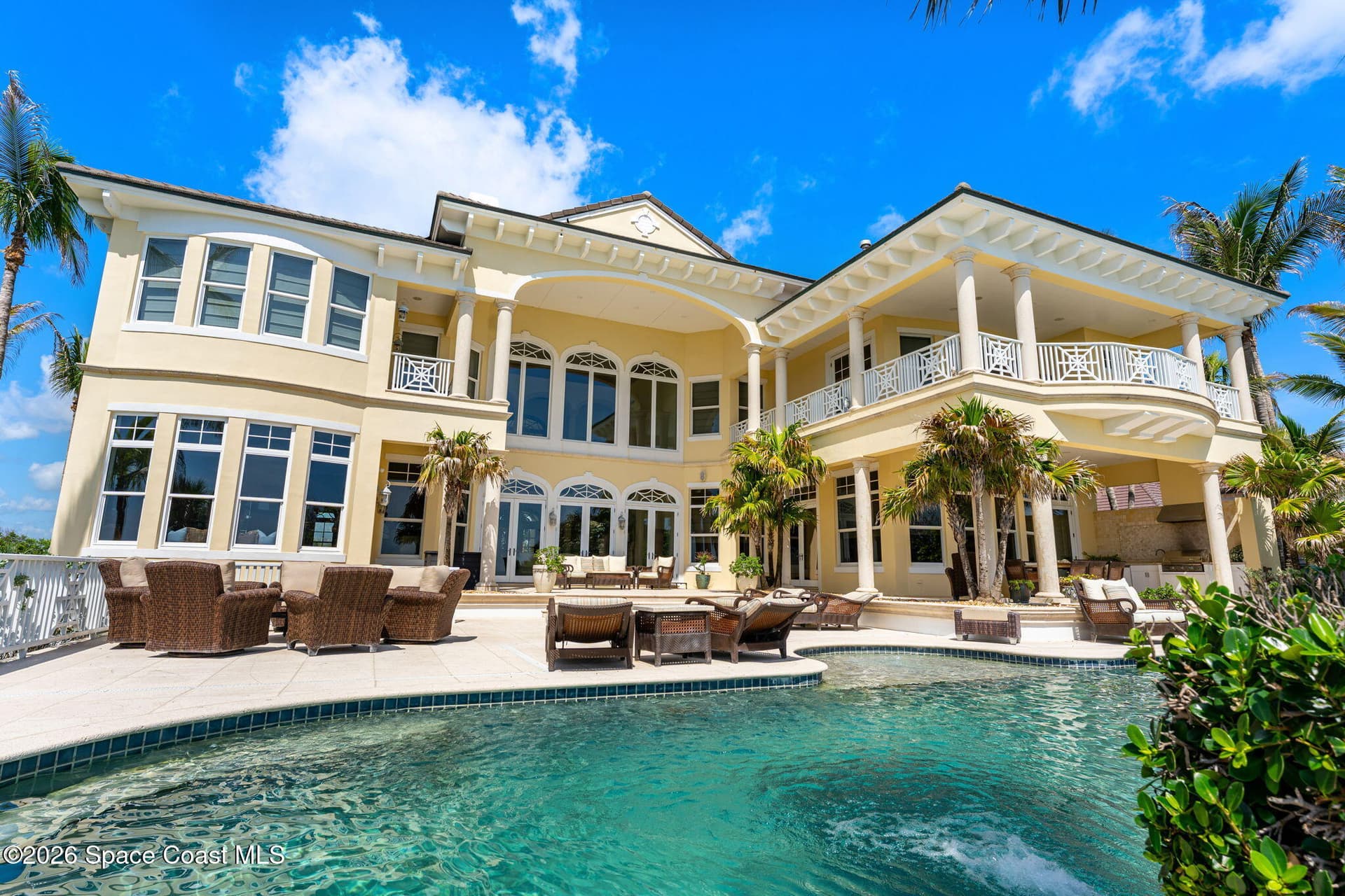 211 Beachside Drive photo 13