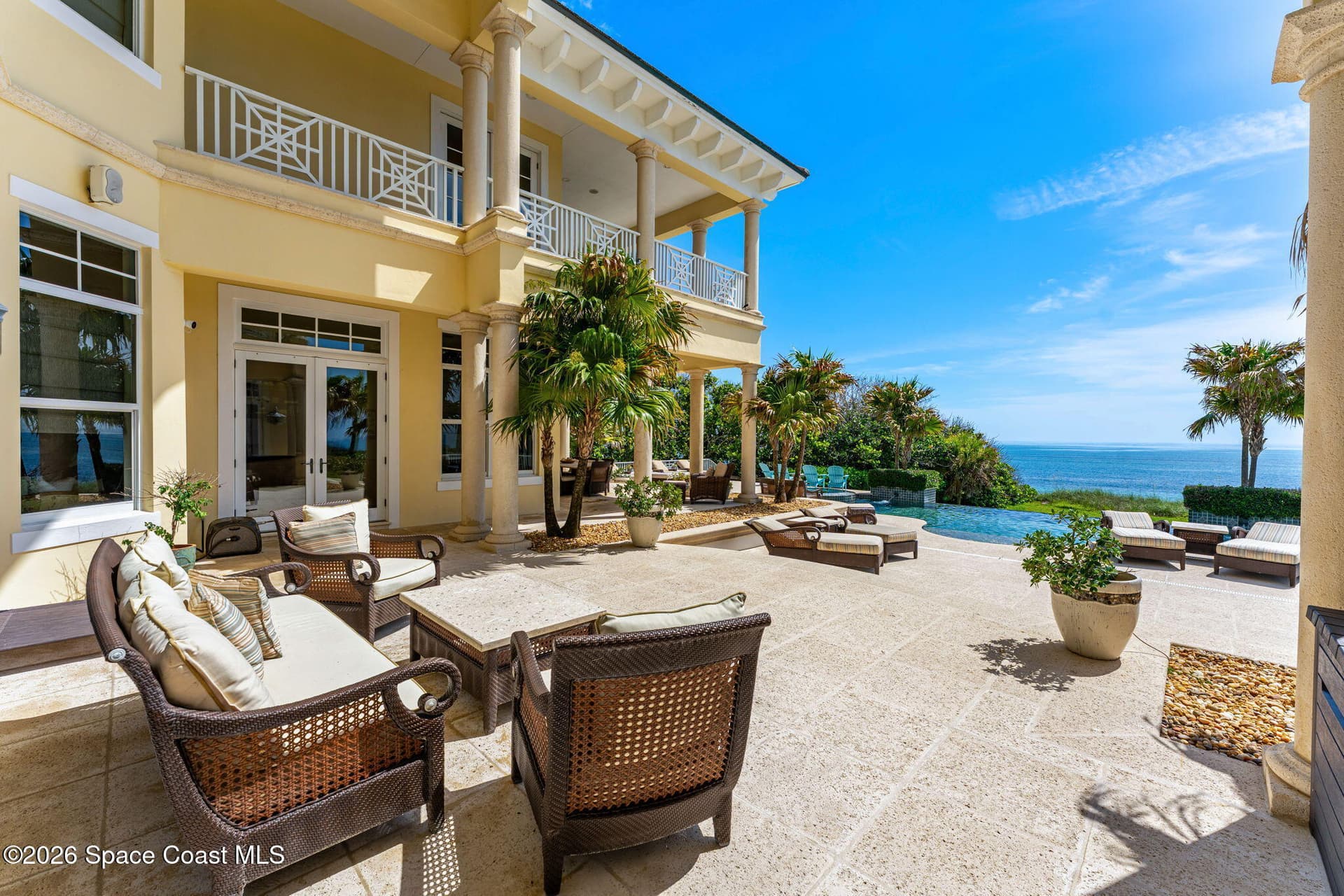 211 Beachside Drive photo 14