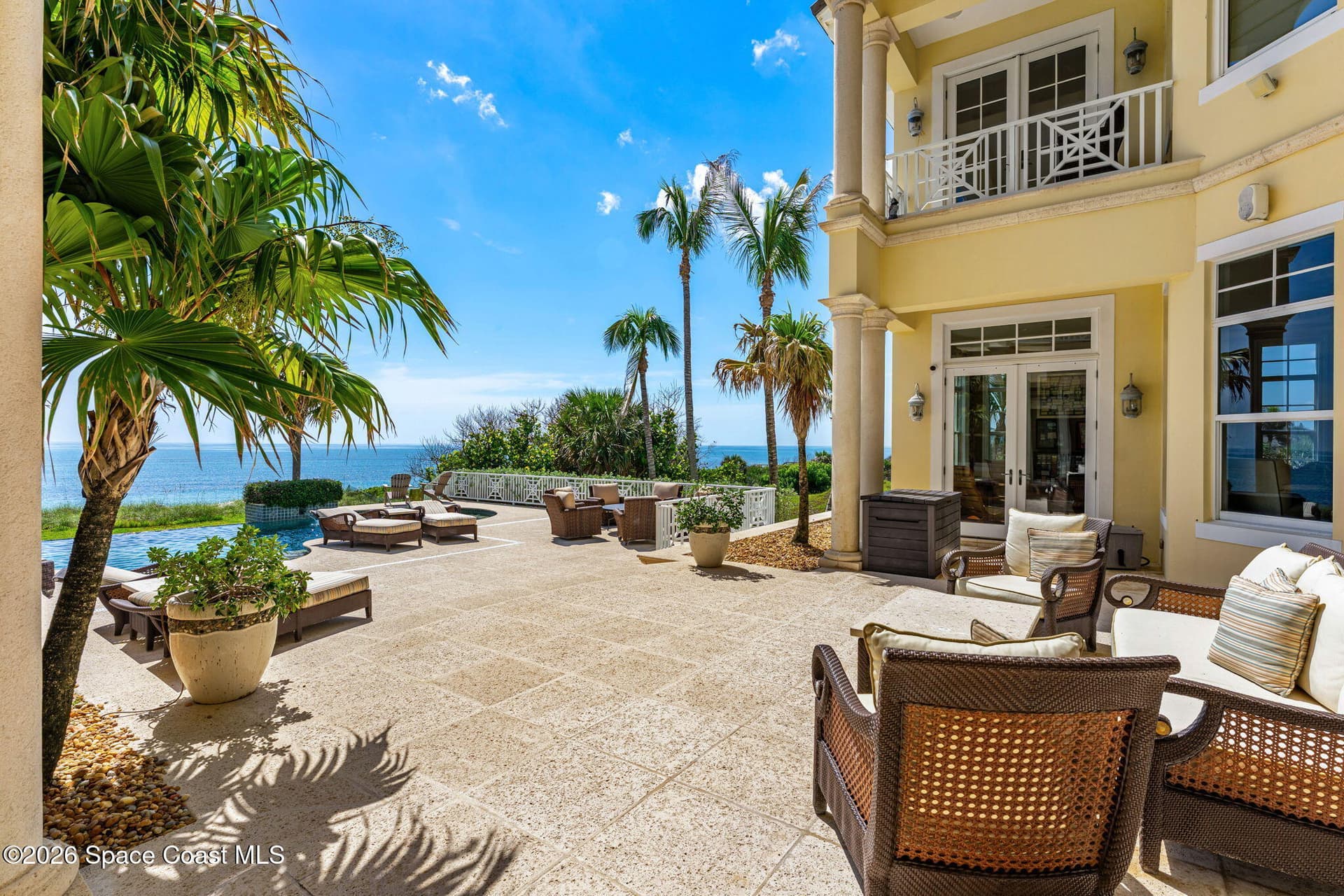 211 Beachside Drive photo 16