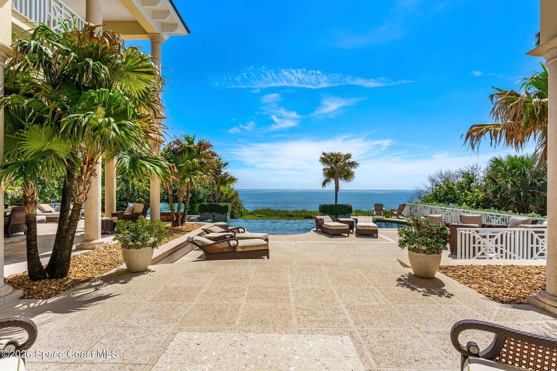 211 Beachside Drive photo 17
