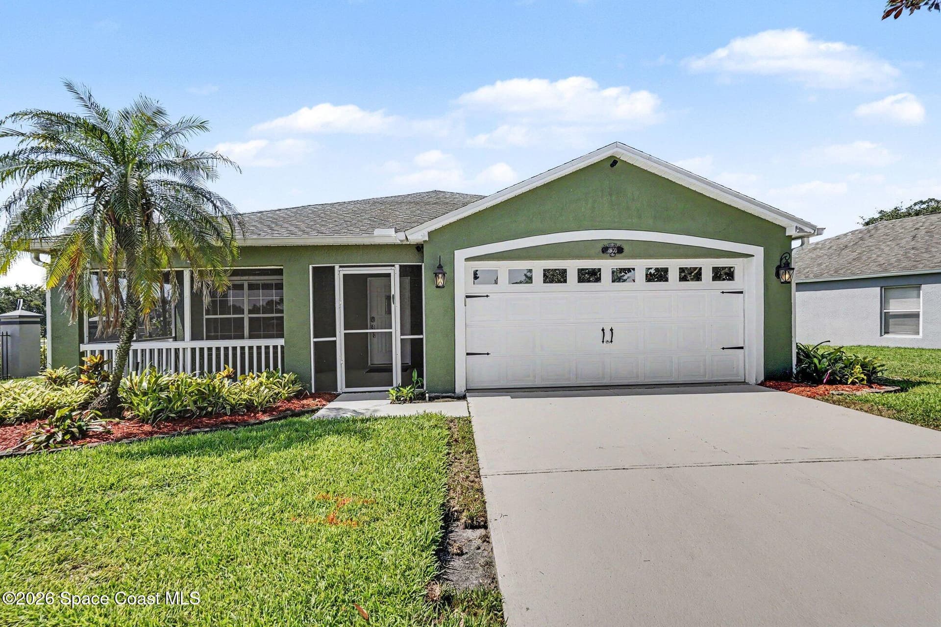 1805 Bayhill Drive photo 2