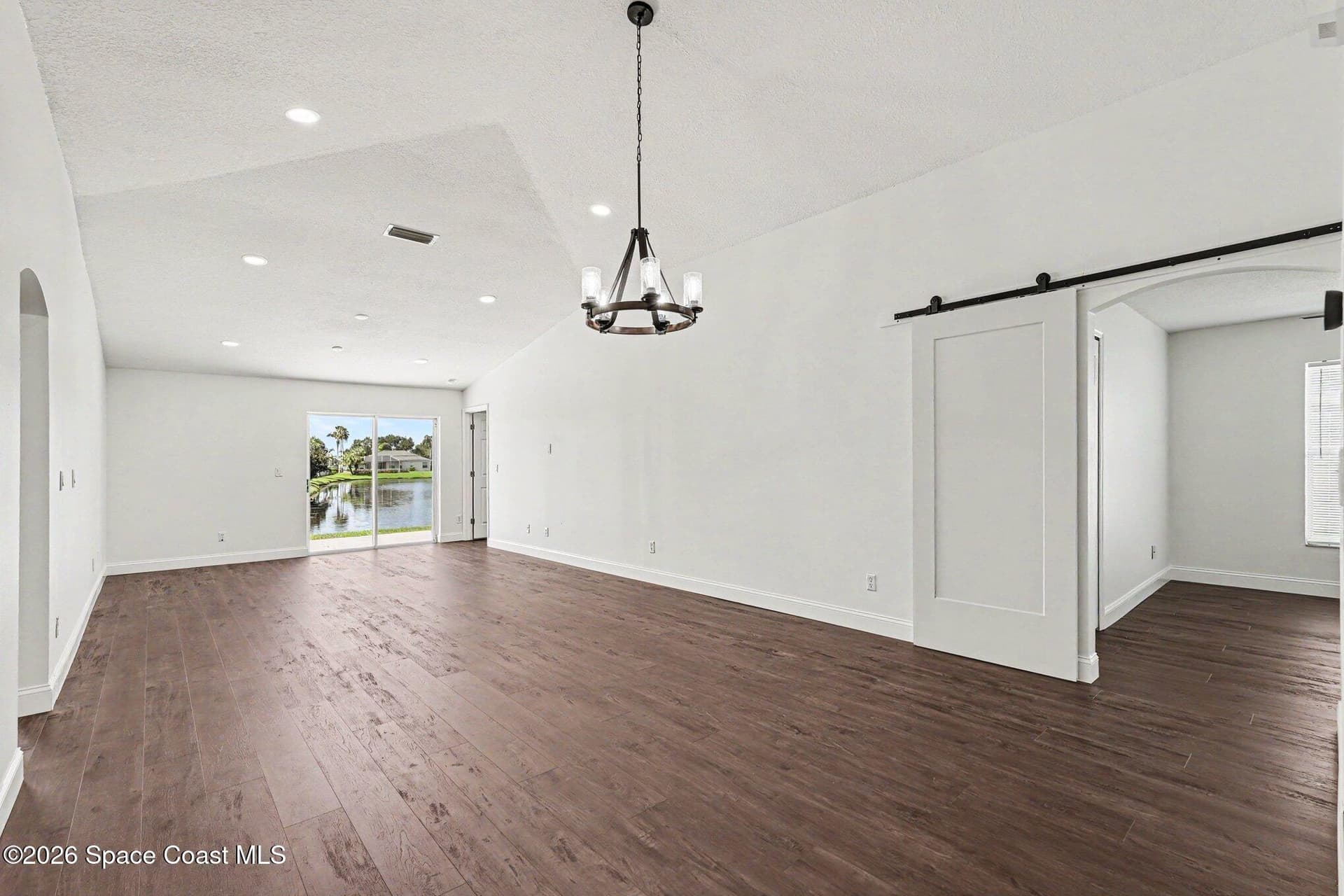 1805 Bayhill Drive photo 8