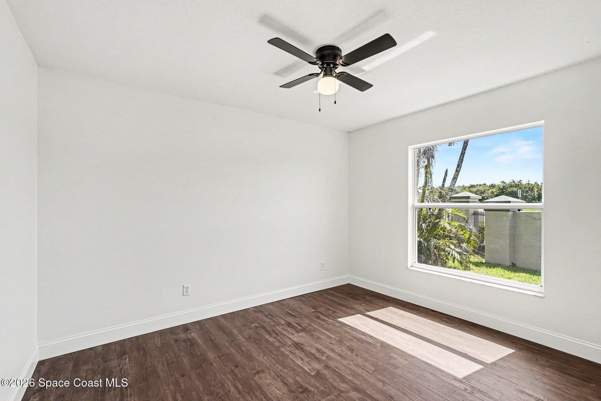1805 Bayhill Drive photo 21