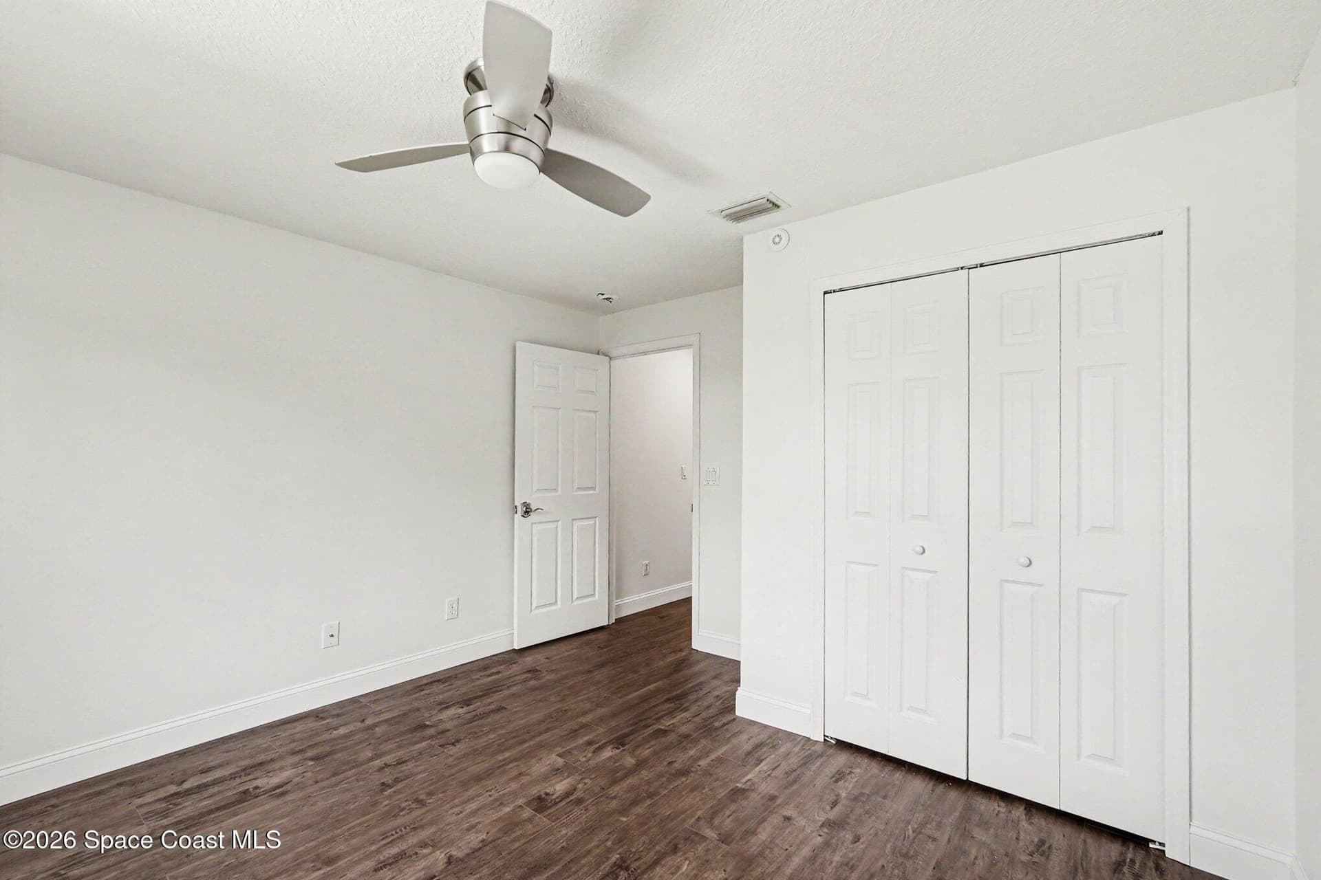 1805 Bayhill Drive photo 22
