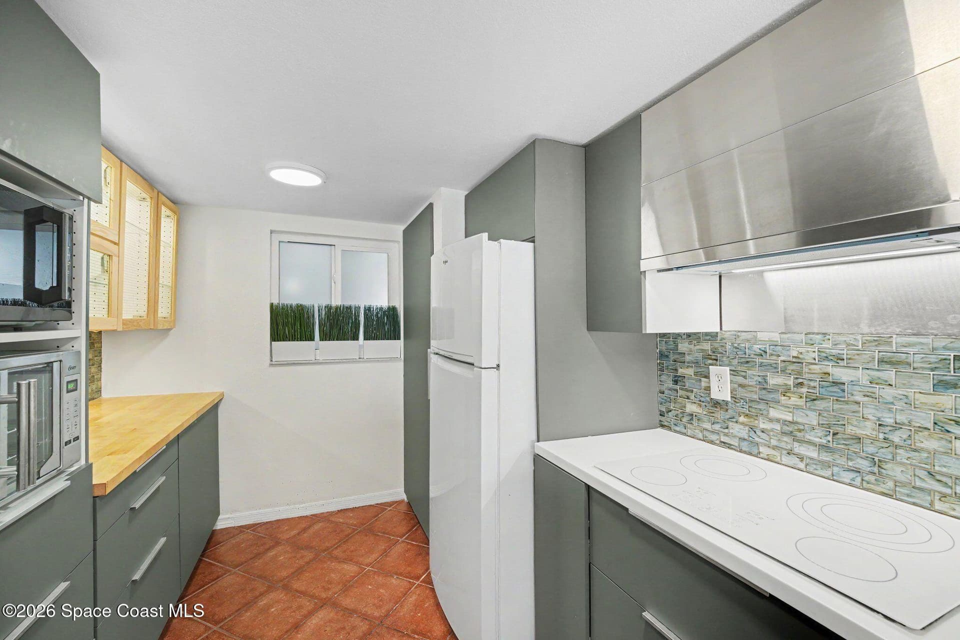 650 N Atlantic Avenue 406 photo 13