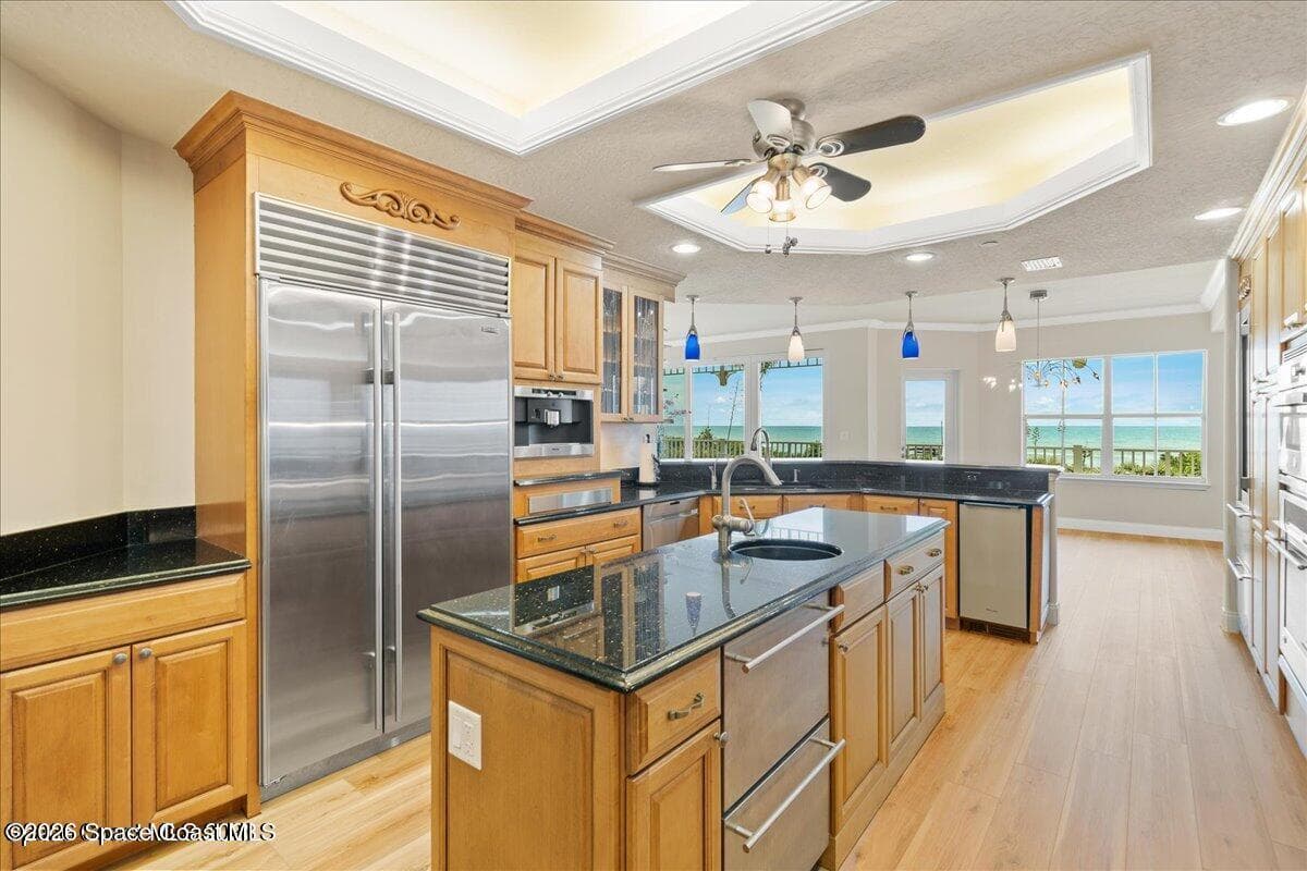 1 Eighth Avenue 1202 photo 4