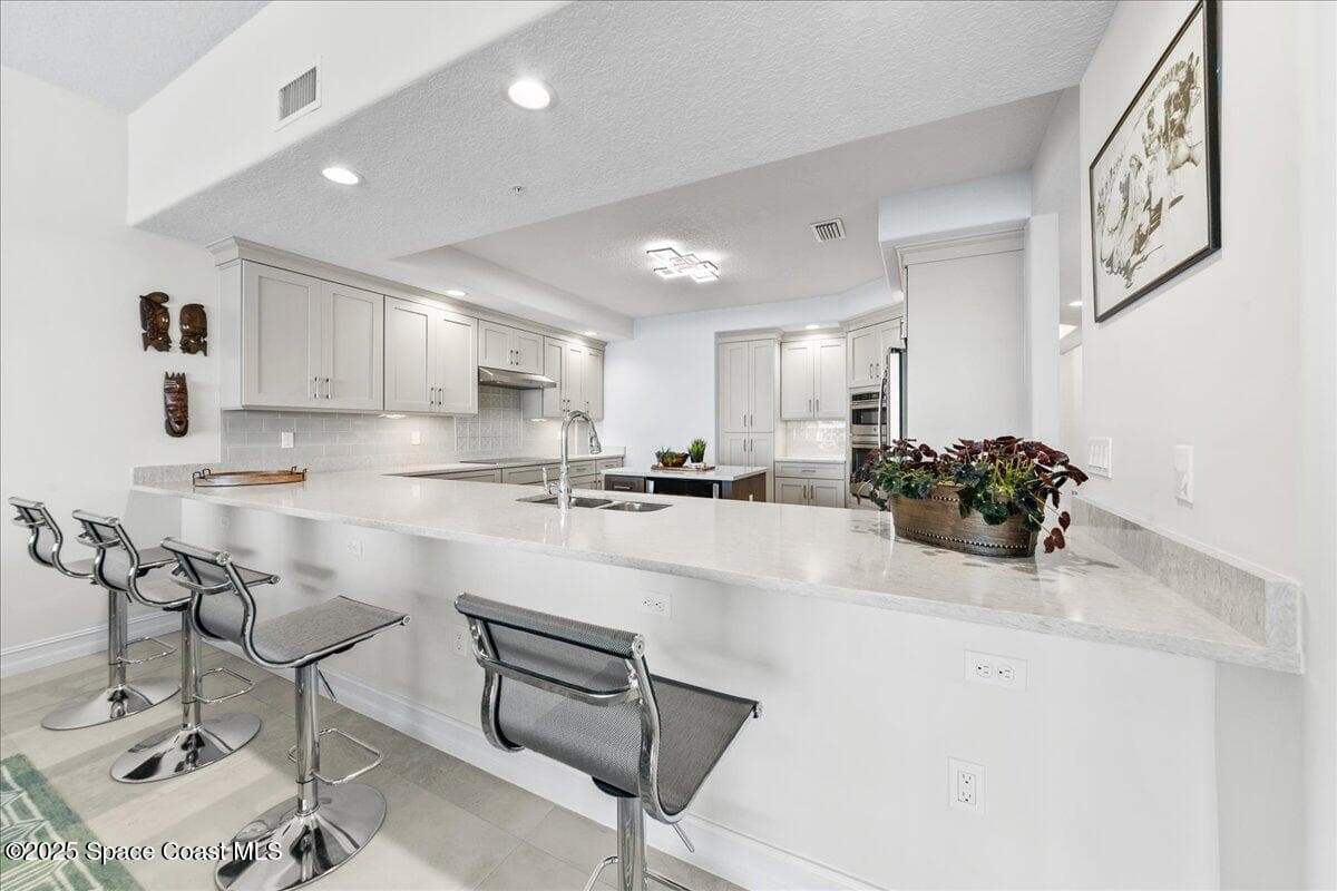 1465 S Harbor City Boulevard 902 photo 9